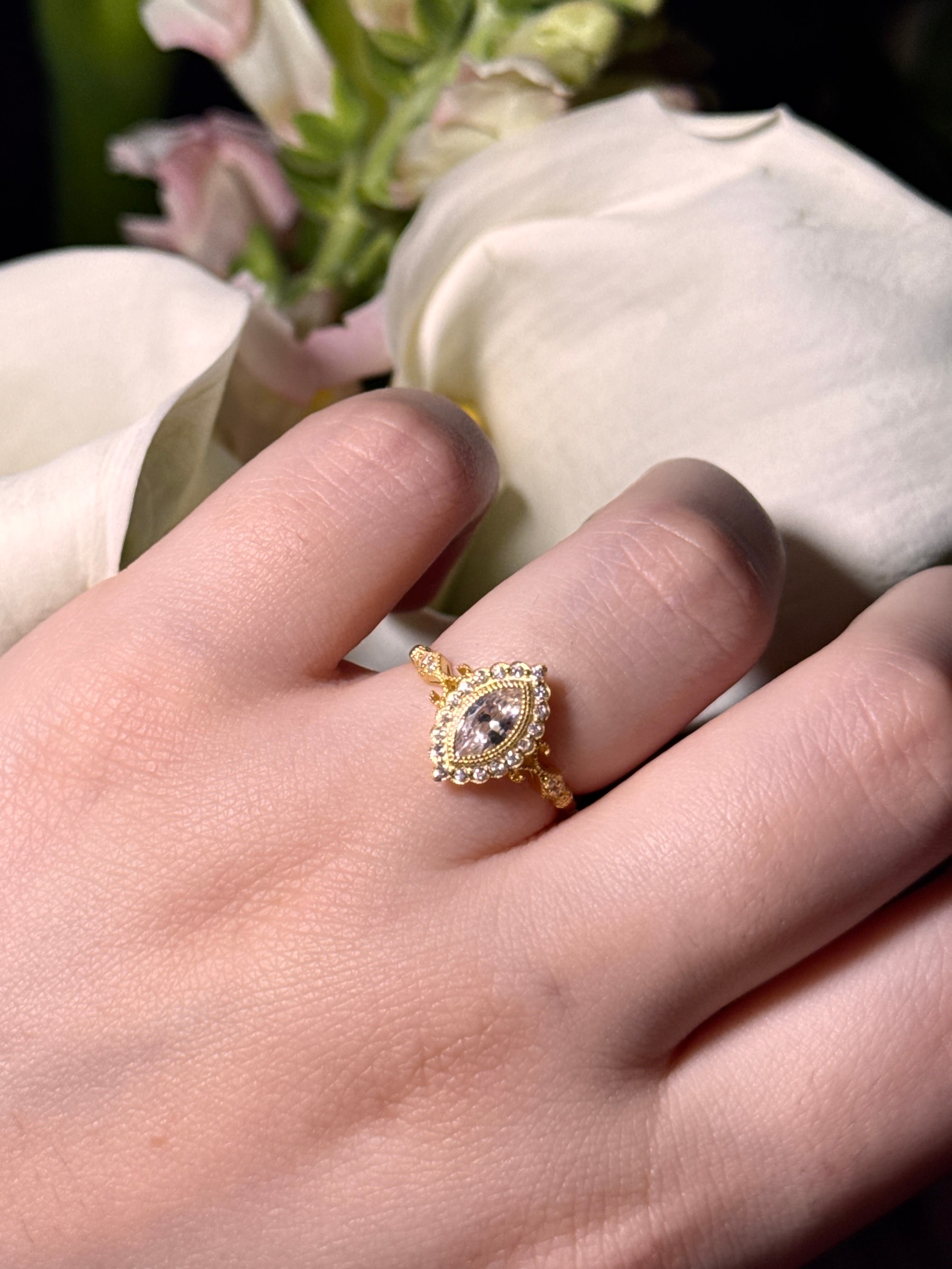 Vena Crystal Ring