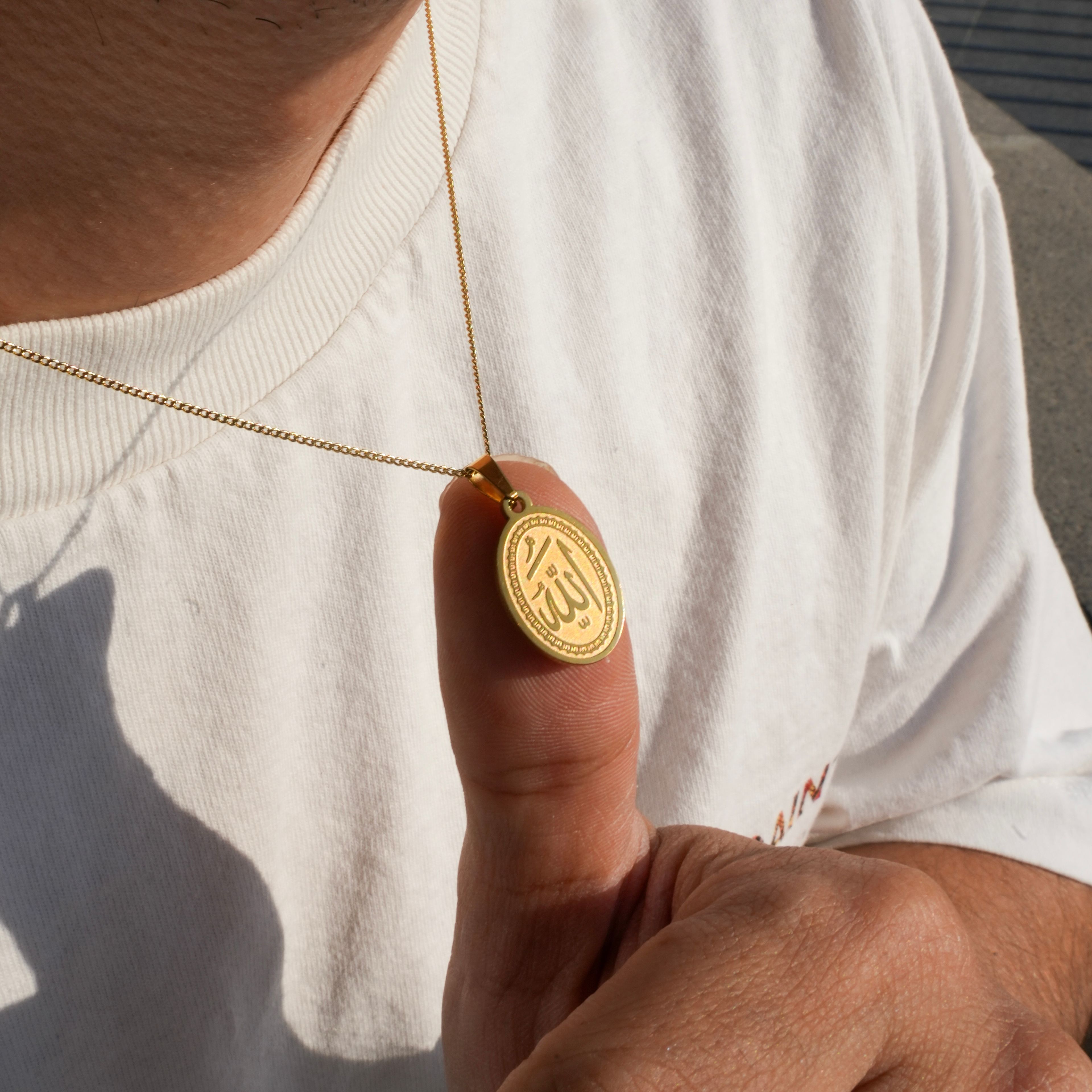 MEDALLION "ALLAH" NECKLACE
