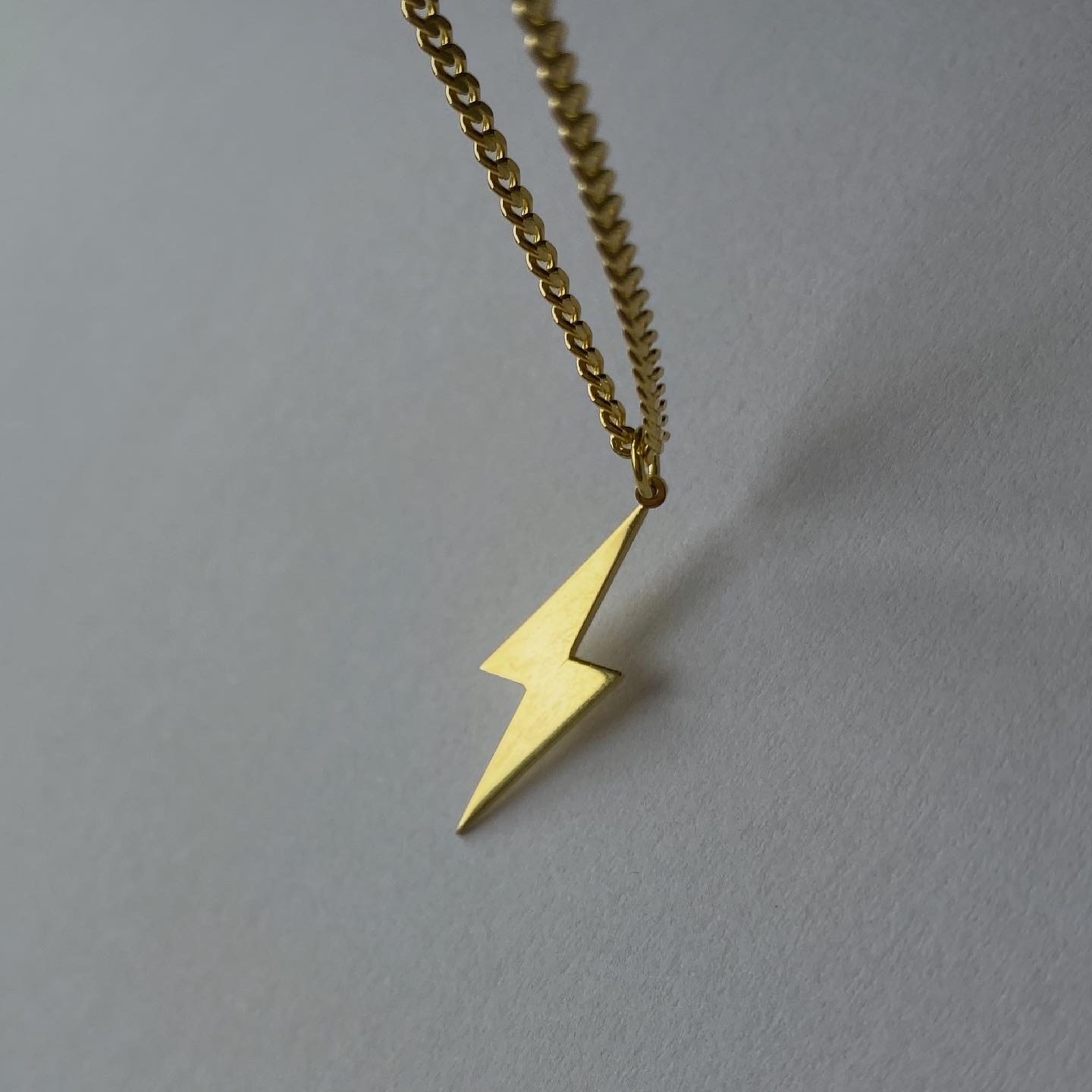 BOLT NECKLACE 925