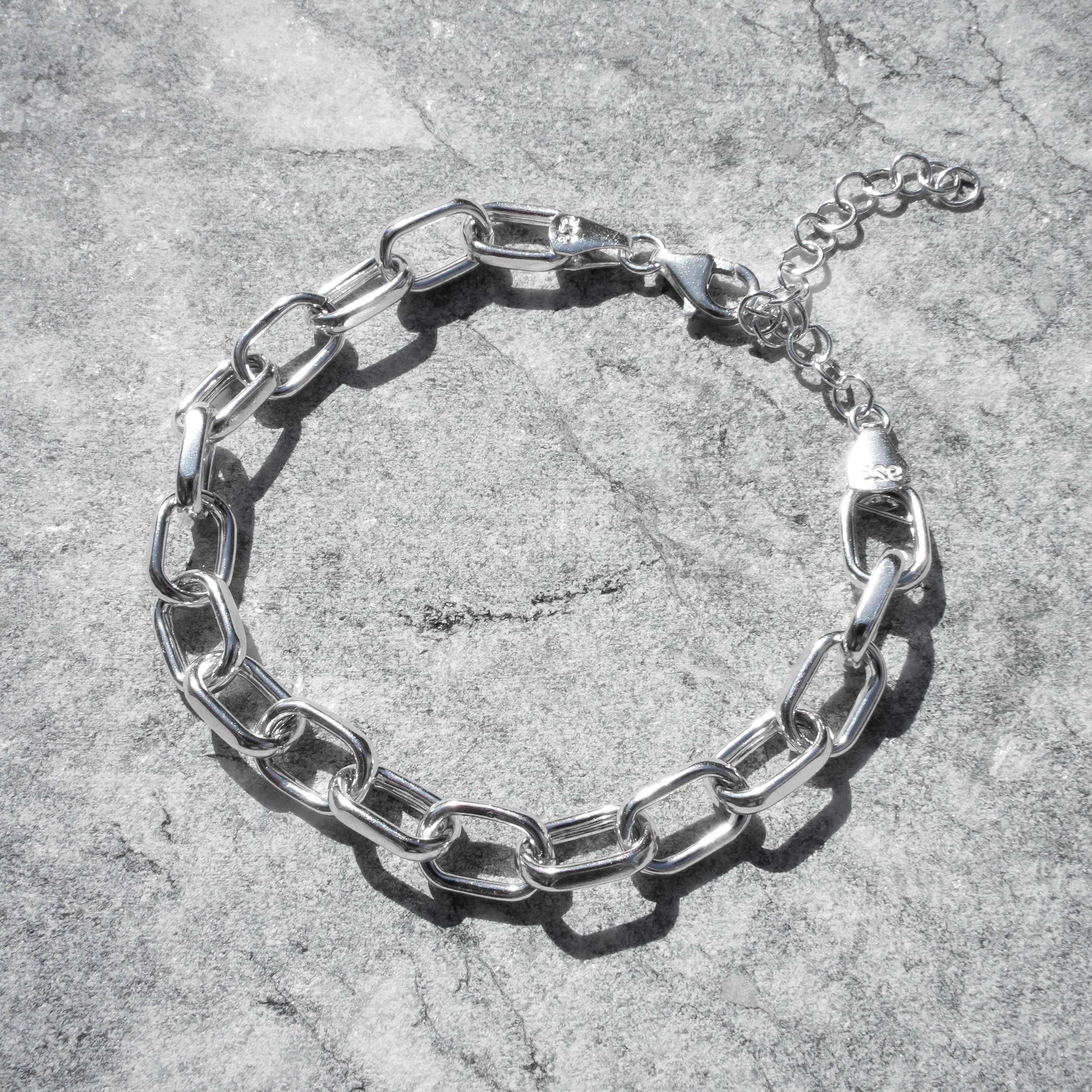 CHAIN BRACELET