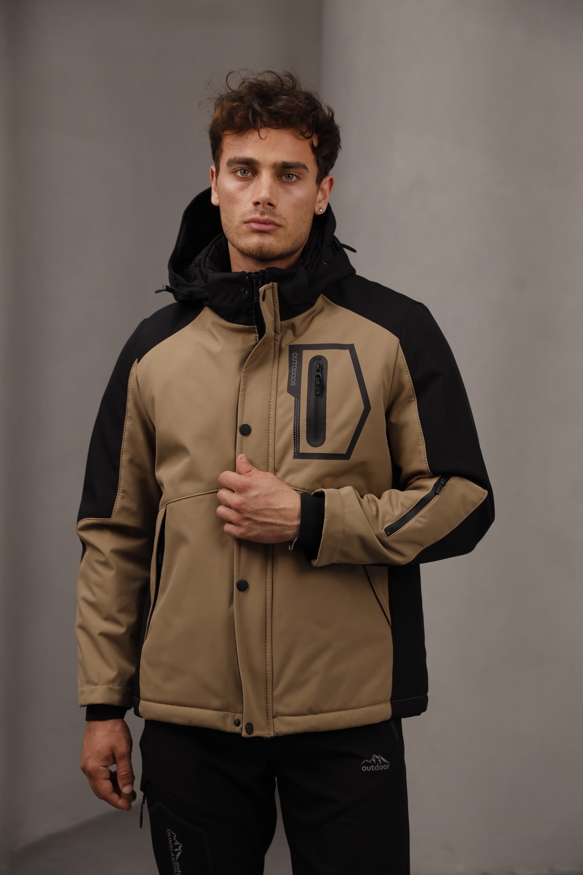 Kapitone İçi Elyaf Dolgulu Su ve Rüzgar Geçirmez Astarlı Kapüşonlu Outdoor Mont - bej