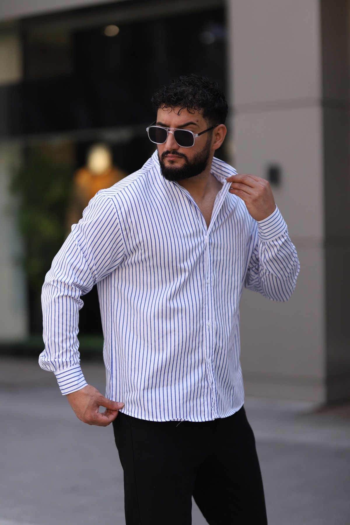 Uzun Kollu Çizgili Yarım Oversize Erkek Gömlek