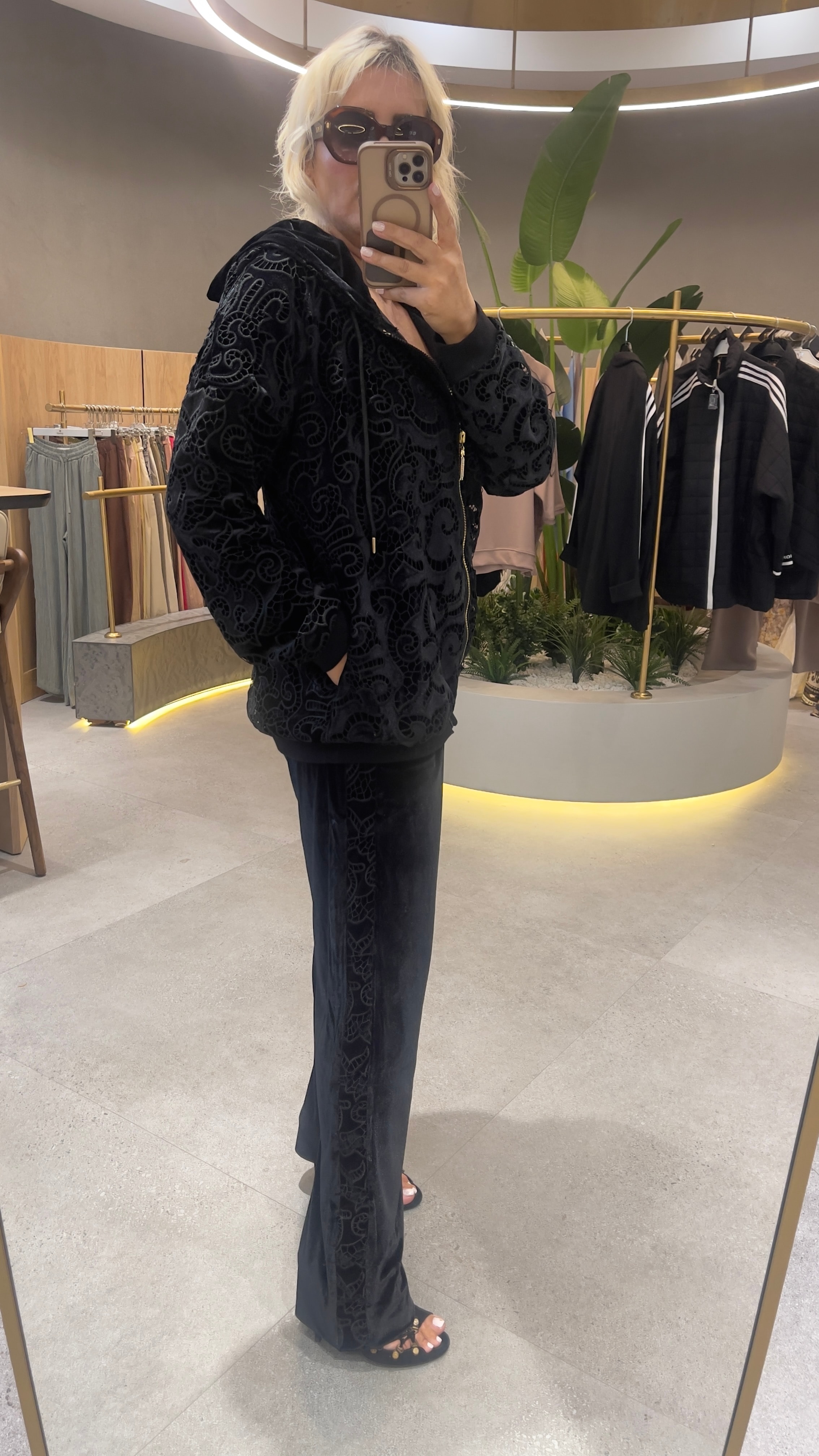 Kadife Güpürlü Takım