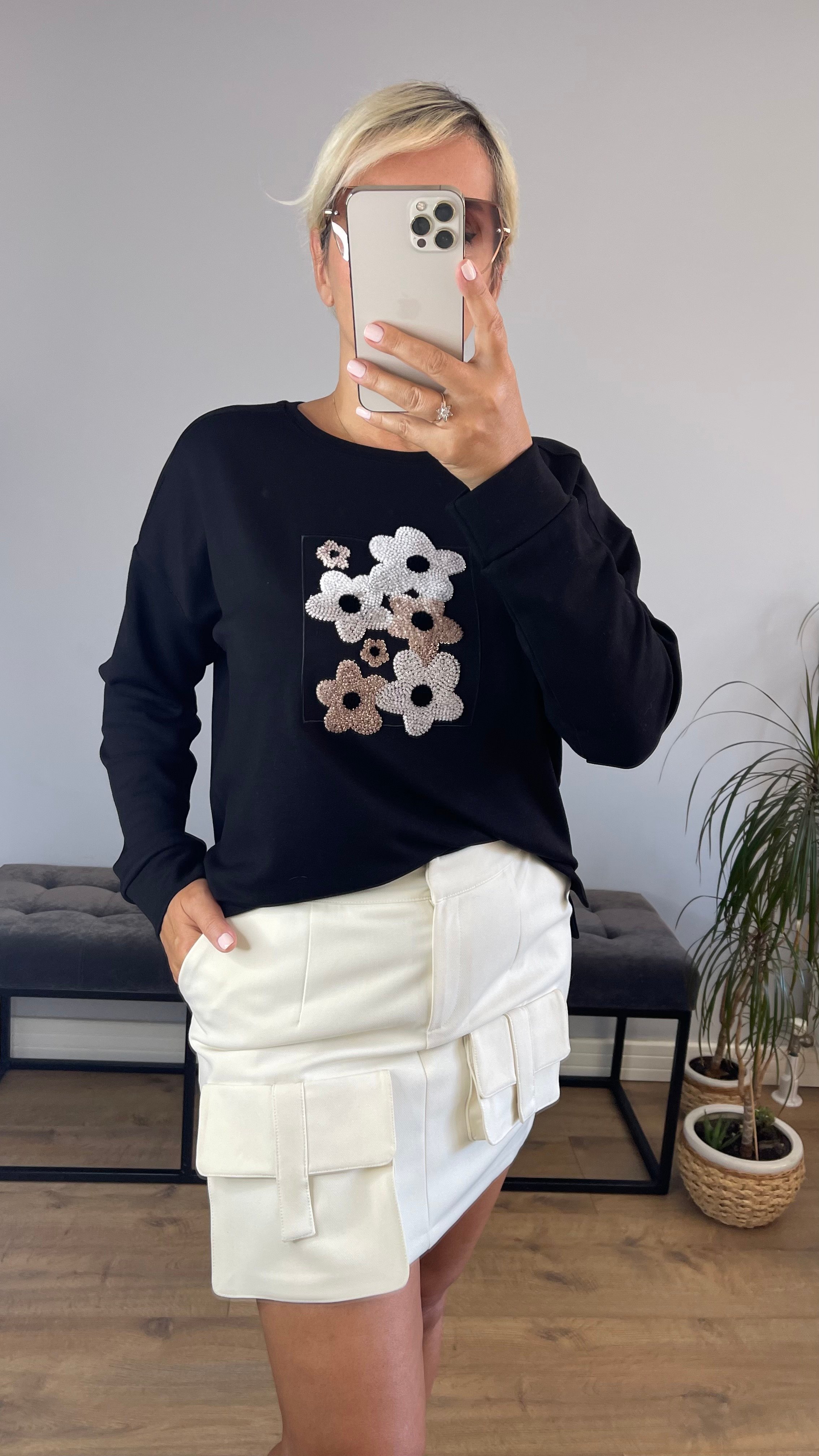 Çiçek Nakışlı Modal Bluz