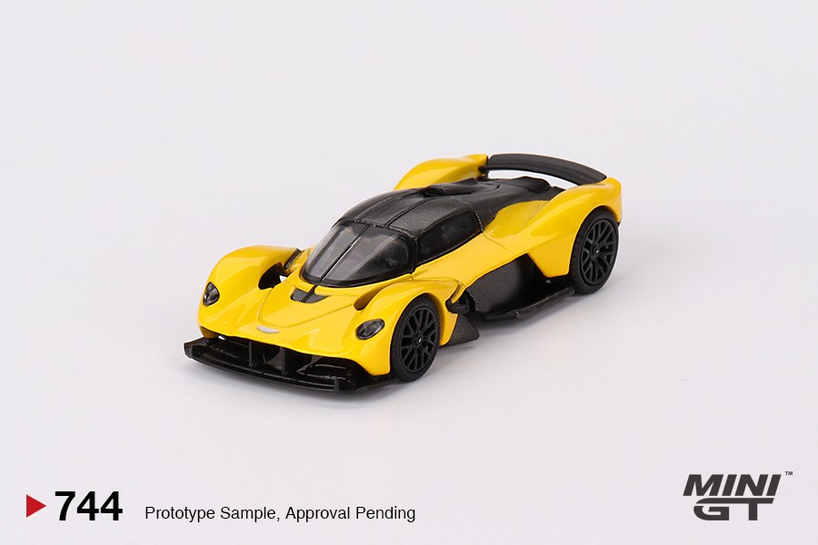 Aston Martin Valkyrie Sunburst Yellow, Mini GT [744]