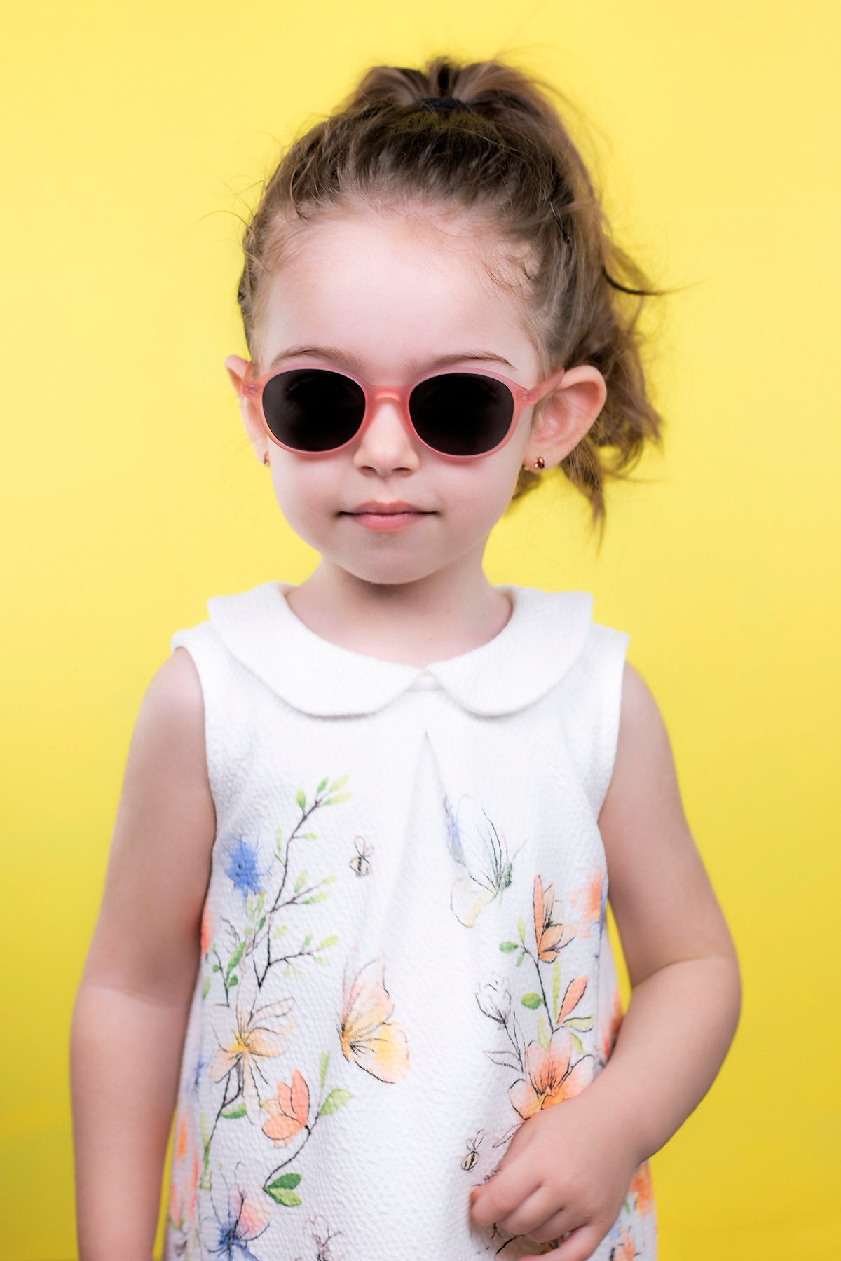 Çocuklarda güneş gözlüğü kullanımı
