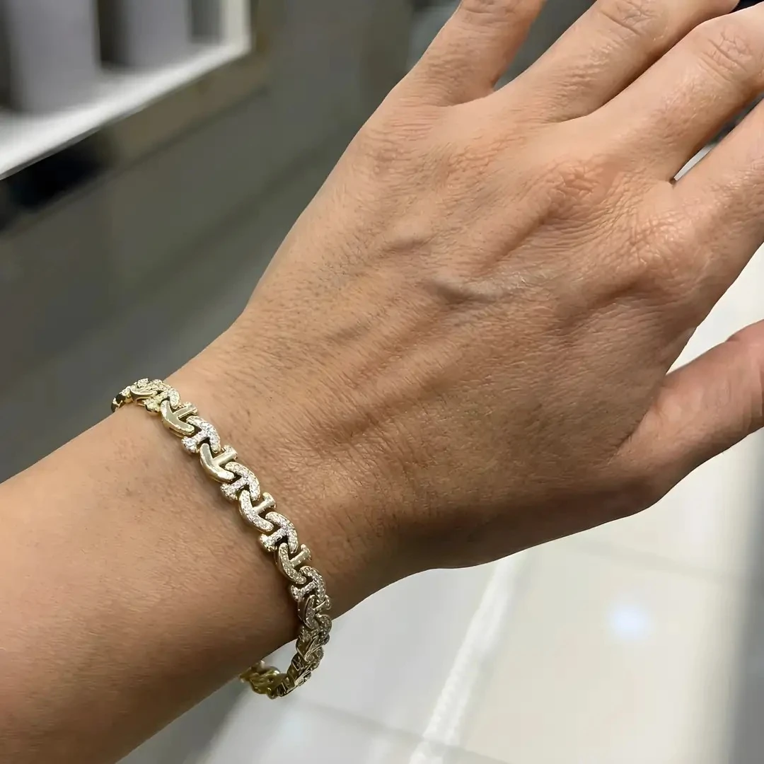 14 Ayar Altın Baget Taşlı Bileklik – 12.82 Gram | Lüks & Işıltılı Tasarım