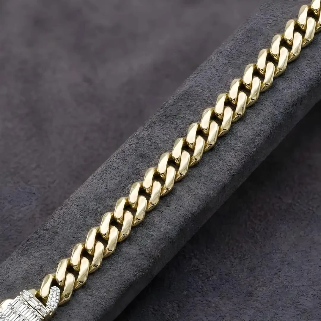 14 Ayar Altın Baget Taşlı Gurmet Bileklik – 9.03 gr 