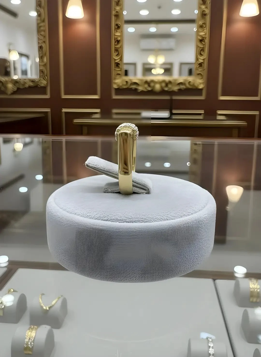 14 Ayar Altın Modern Kesim Taşlı Yüzük – 2.75 Gr