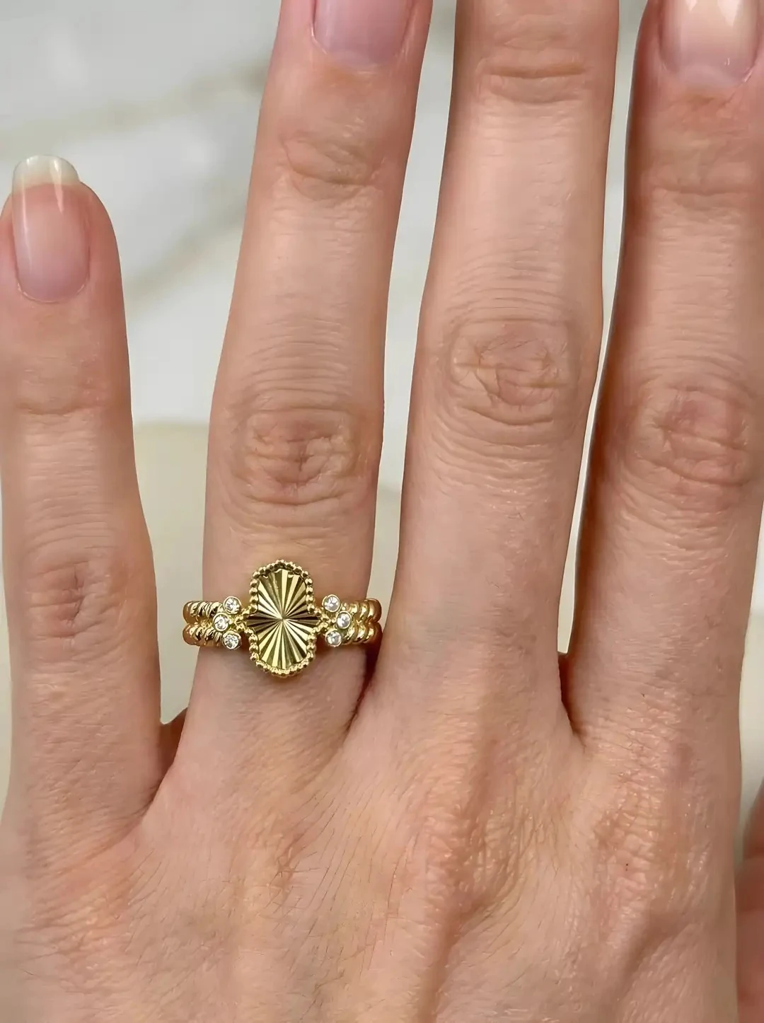 14 Ayar Dorikalı Fatma Ana Eli Altın Yüzük – 3.46 Gram