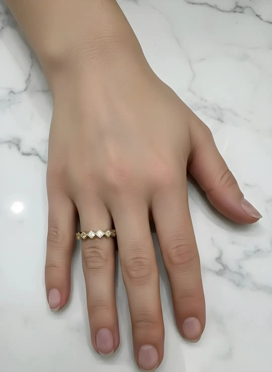 14 Ayar Petek Desenli Altın Yüzük – 2.82 Gram