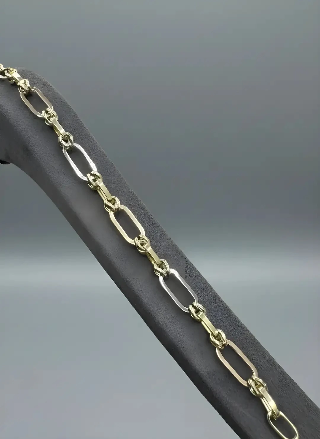 14 Ayar Altın 3 Renk Hallow Bileklik – 4.36 gr