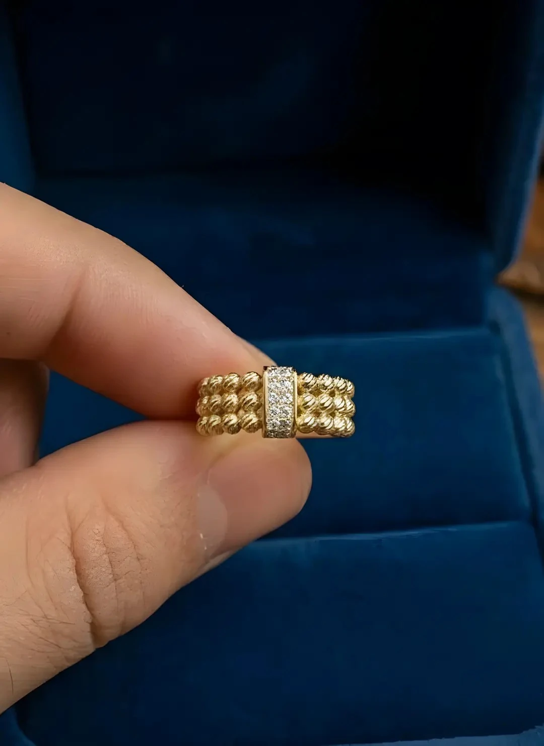 14 Ayar Taşlı Dorika Altın Yüzük – 2.80 Gram | Şık ve Günlük