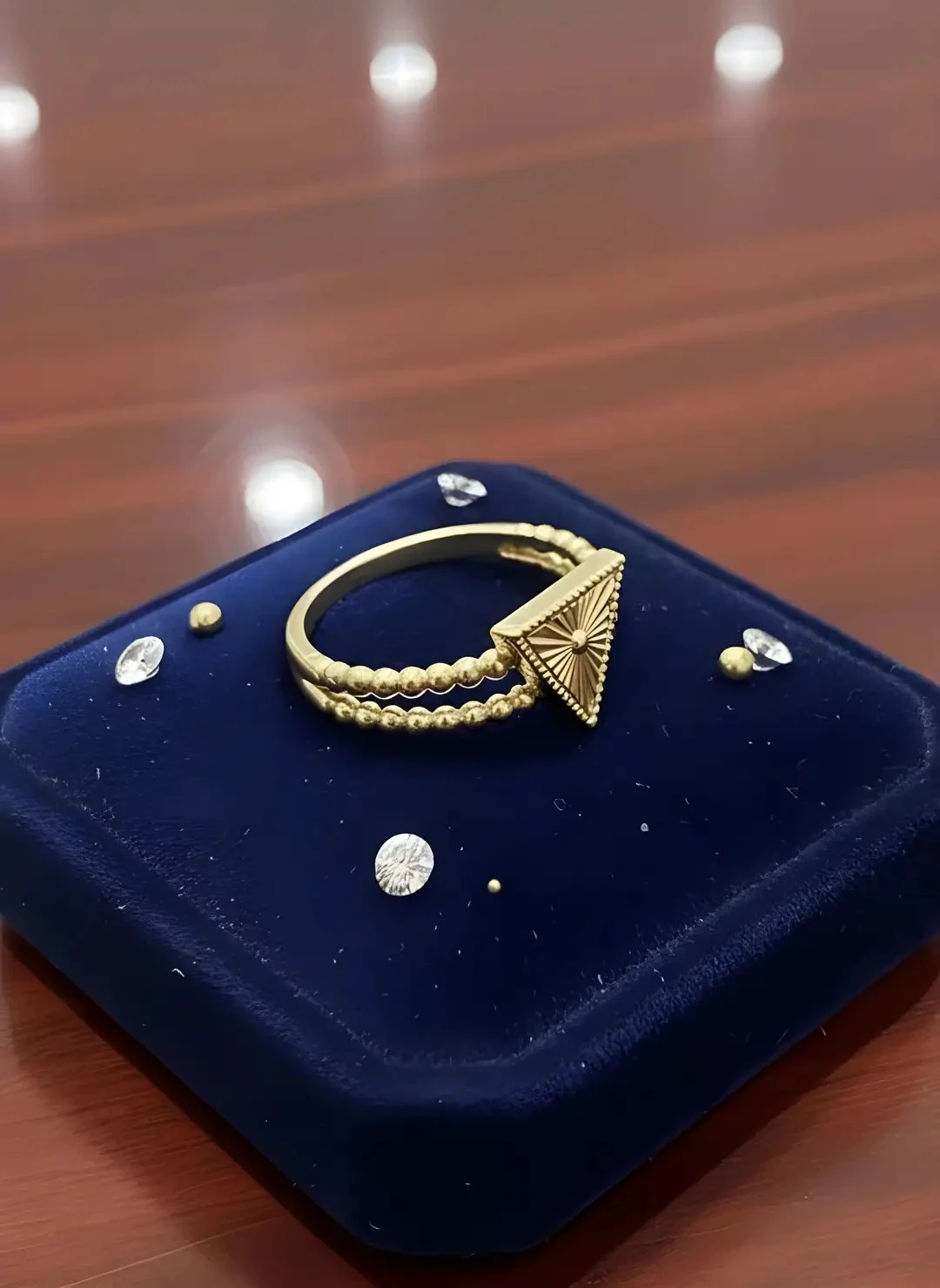 14 Ayar Üçgen Dorika Altın Yüzük | 2.79 Gr Şık Kadın Yüzük Modeli