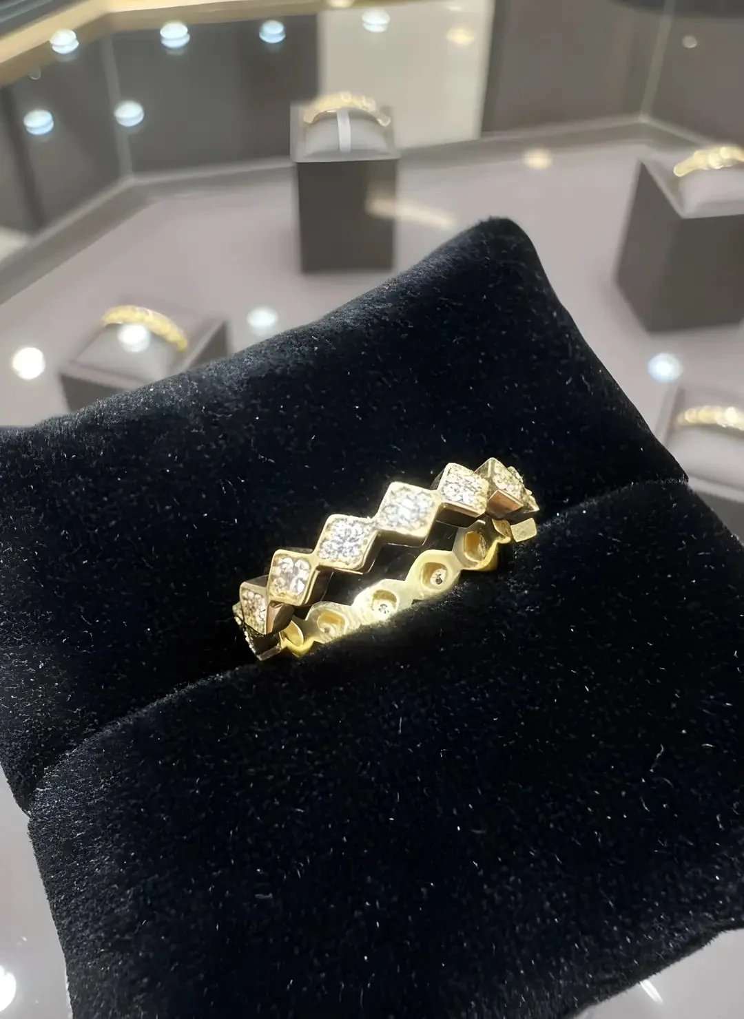 14 Ayar Petek Desenli Altın Yüzük – 2.82 Gram