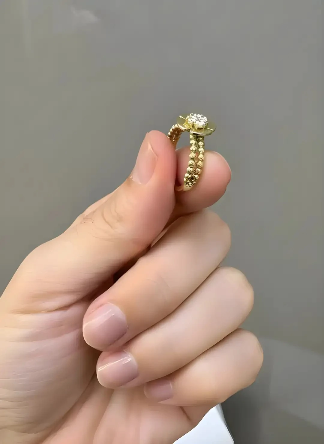 14 Ayar Çiçek Desenli Dorika Altın Yüzük – 2.82 Gram