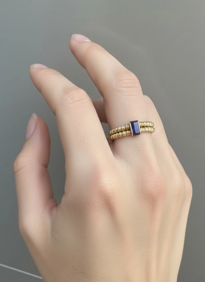 14 Ayar Lacivert Mineli Altın Yüzük – Dorika Detaylı | 2,09 gr