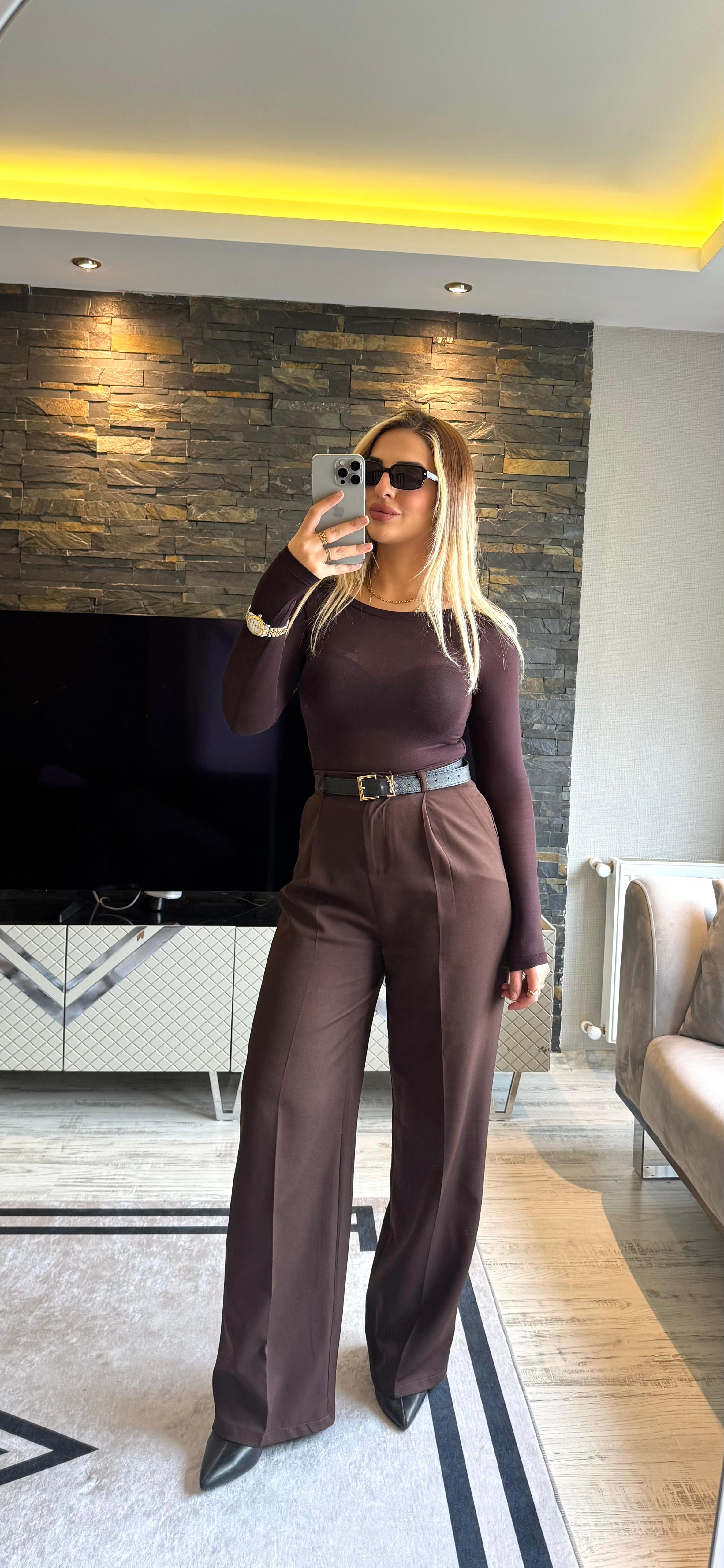 Kahverengi Pileli Atlas Kumaş Pantolon 