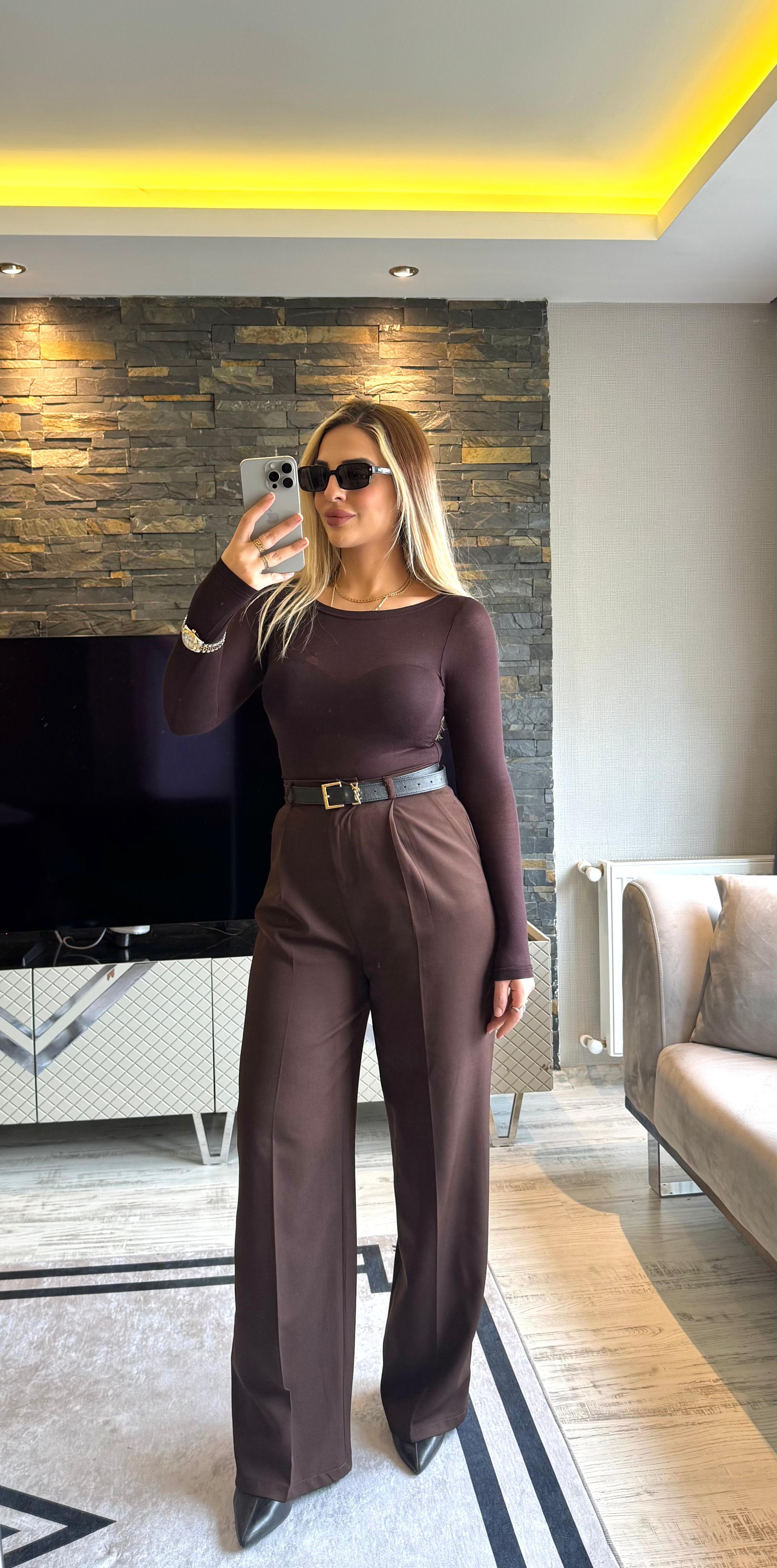 Kahverengi Pileli Atlas Kumaş Pantolon 