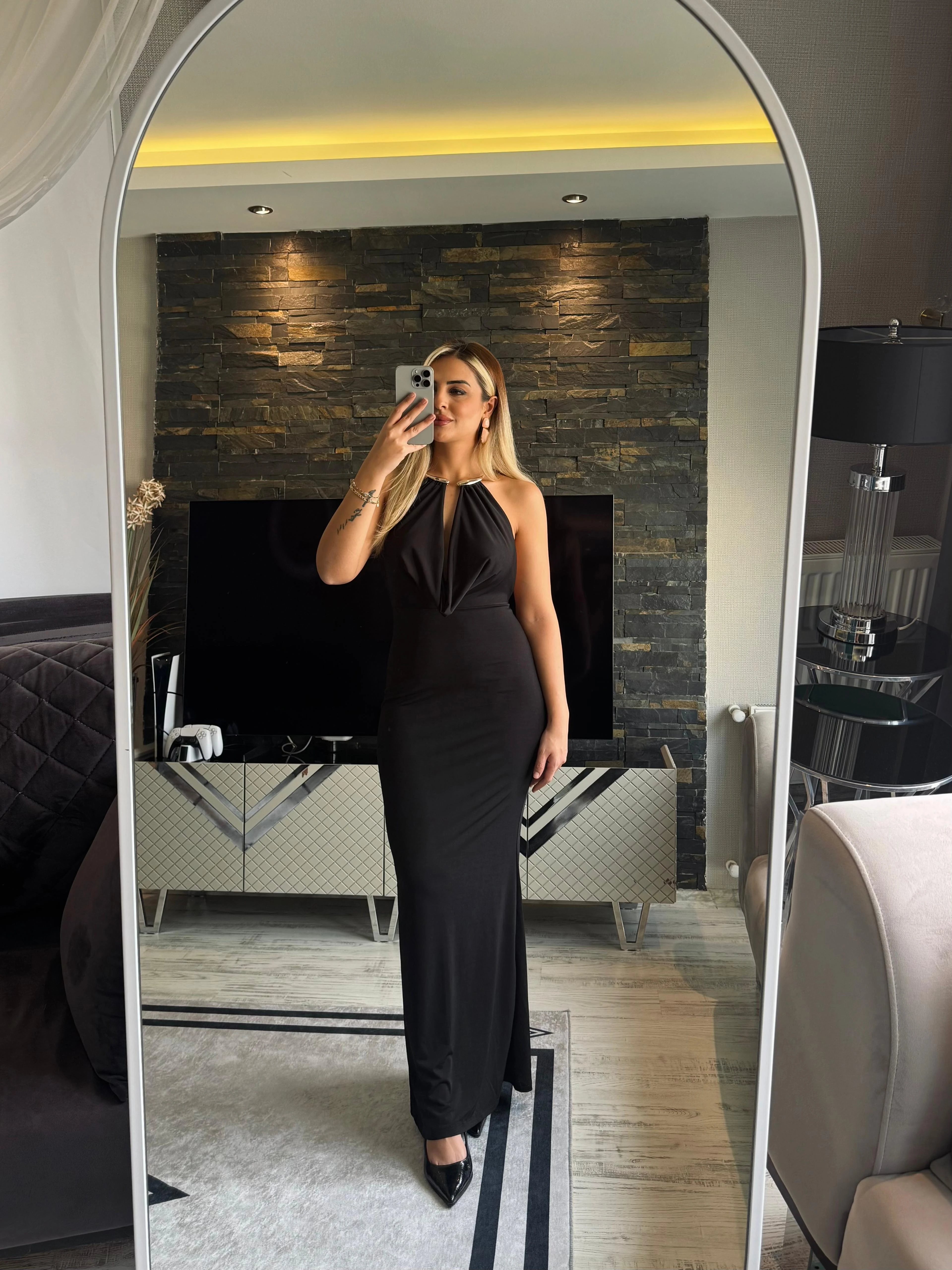 Sırt Dekolteli Sandy Kumaş  Elbise