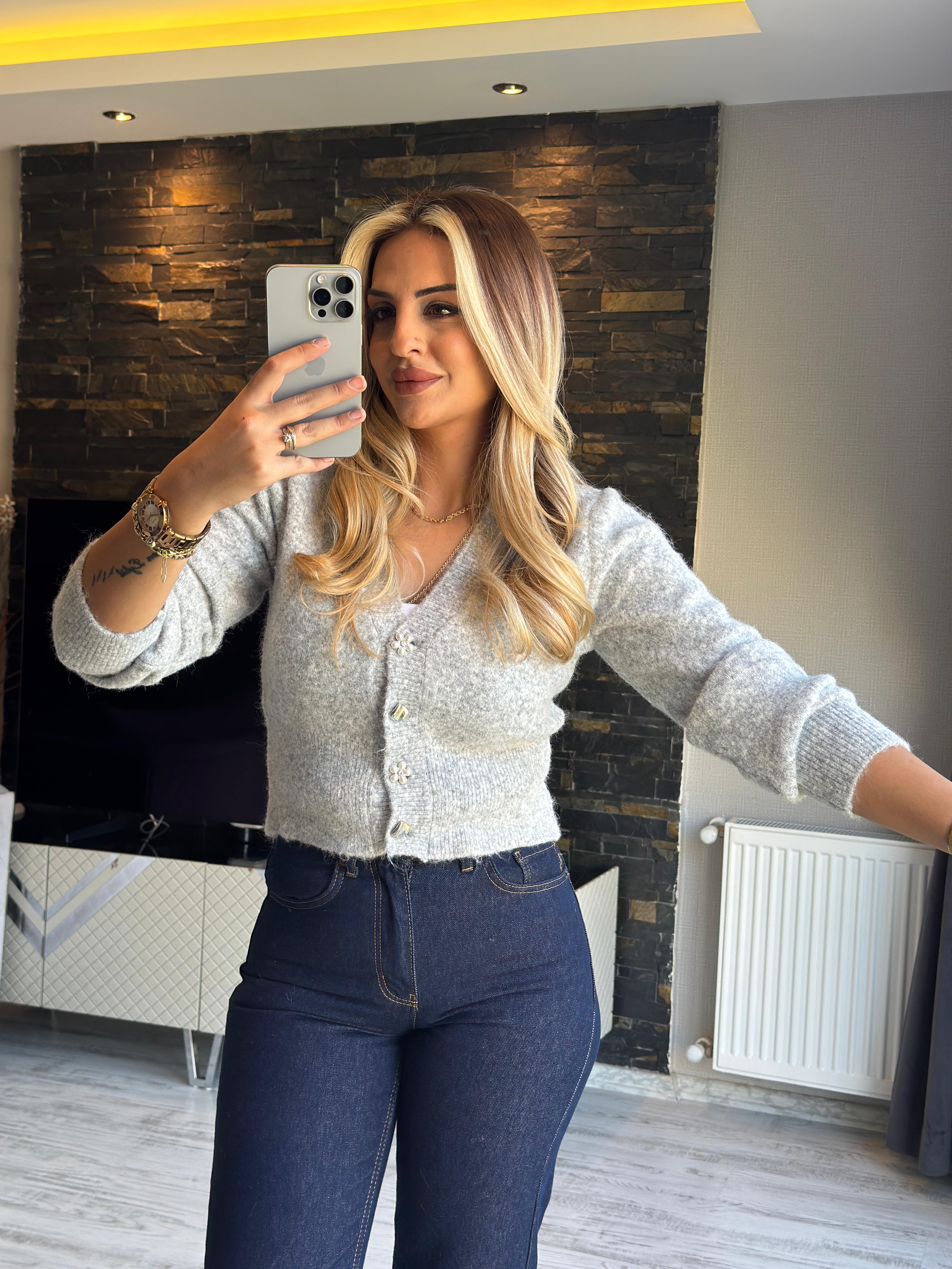 Peluş Doku İncili Kısa Hırka