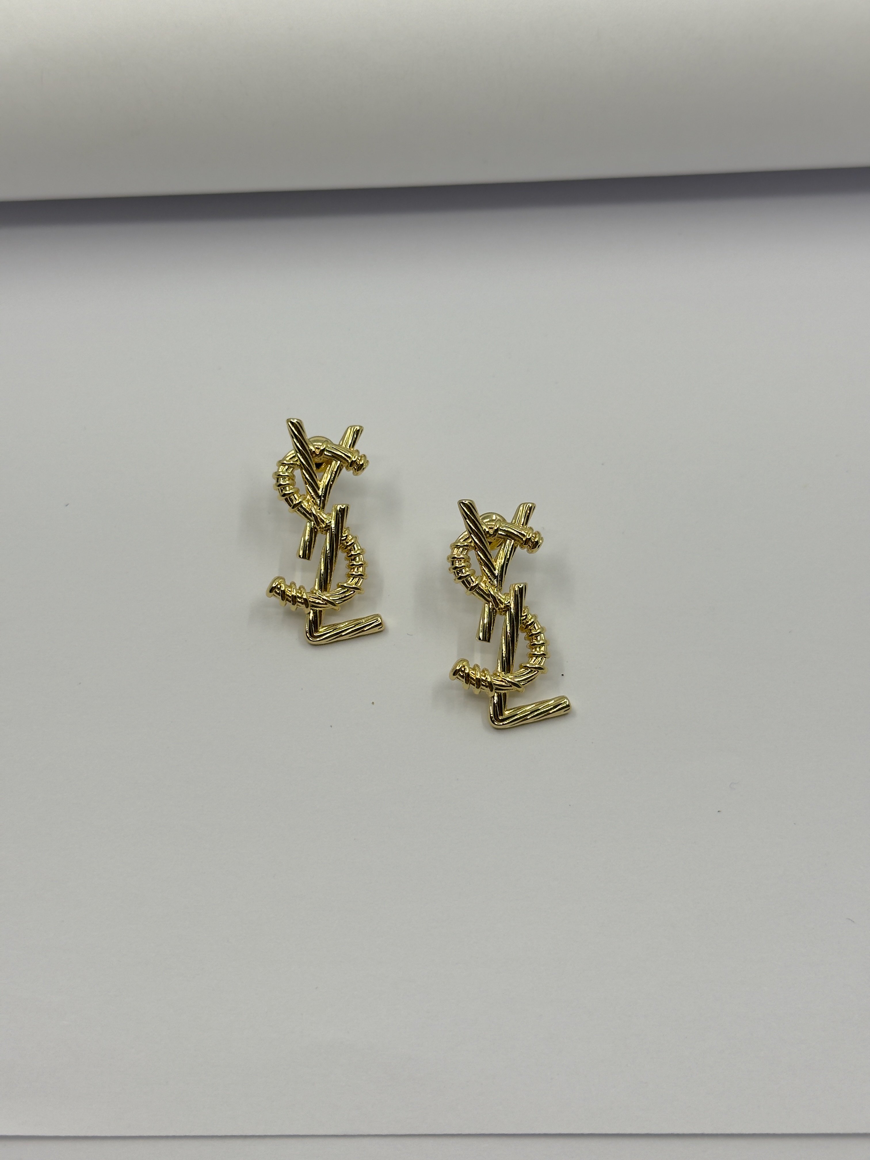 Gold Burgu Model Küpe