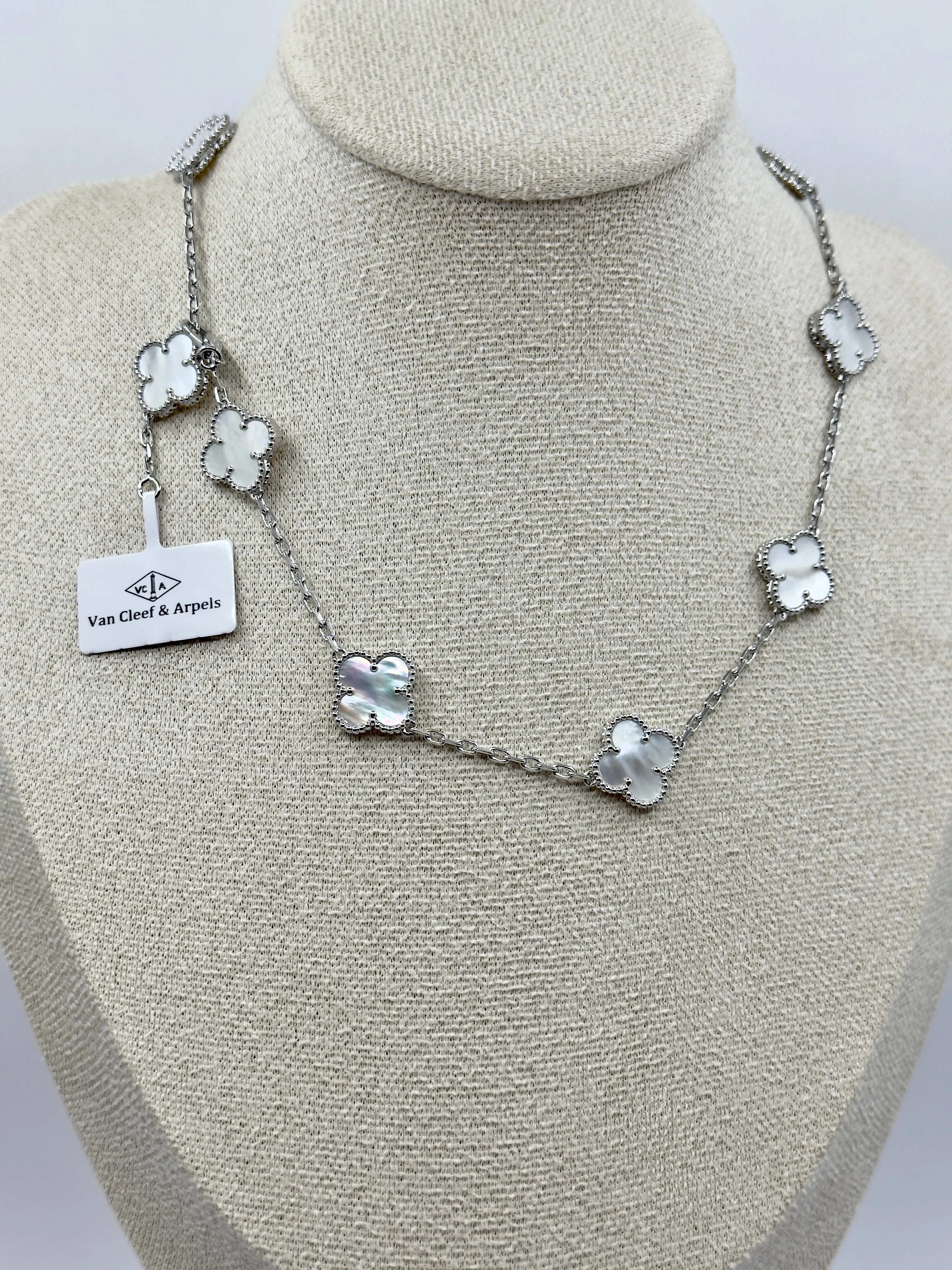 10 Yonca Silver Sedef Kolye