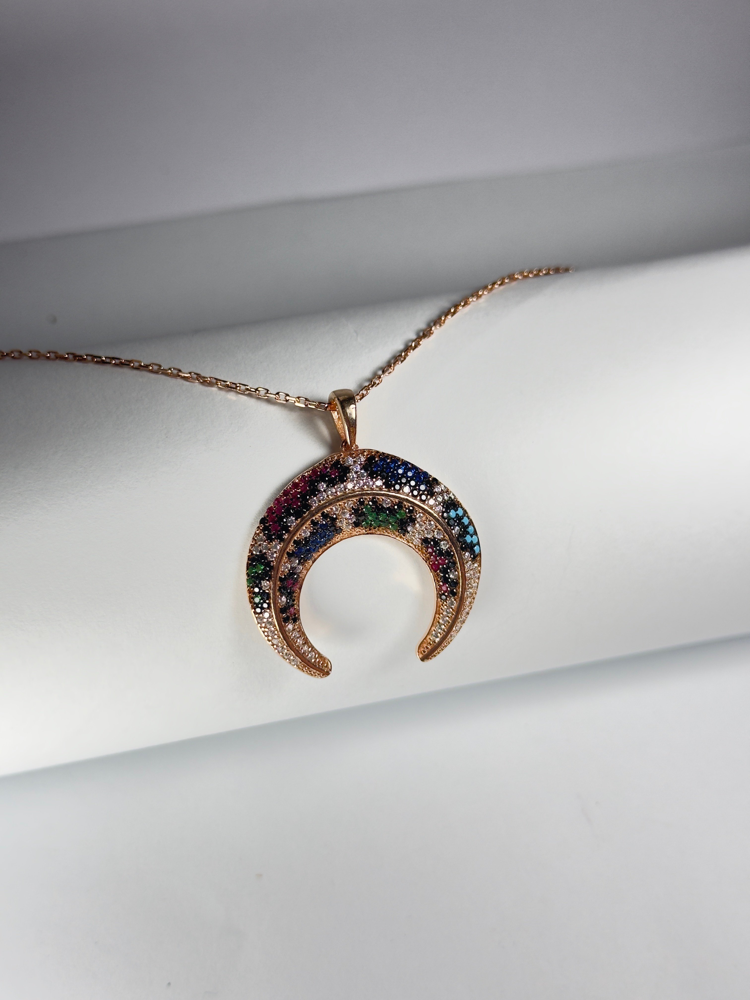 Nebula. Fairytale Crescent Kolye