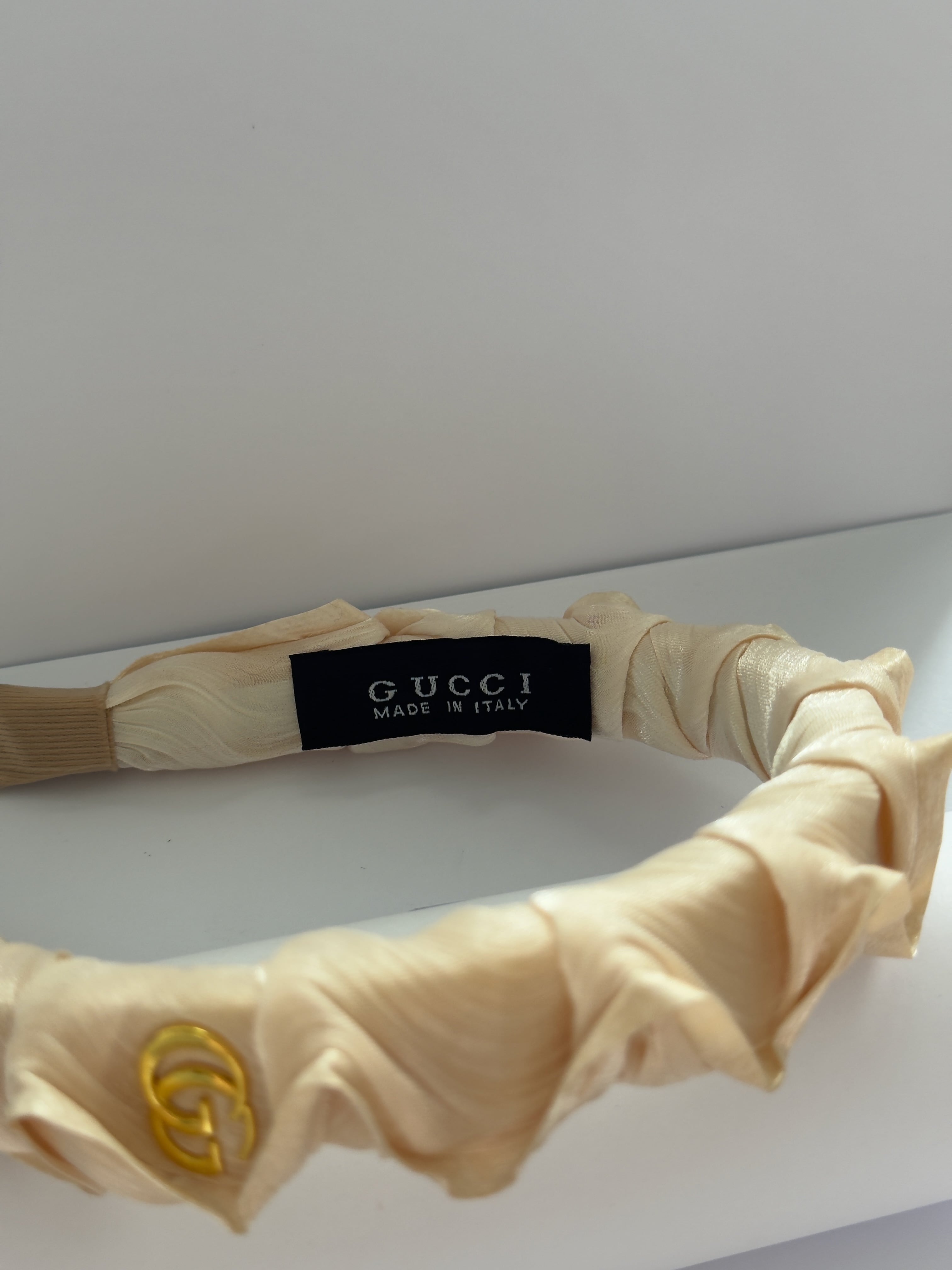 Ivory Drape Taç