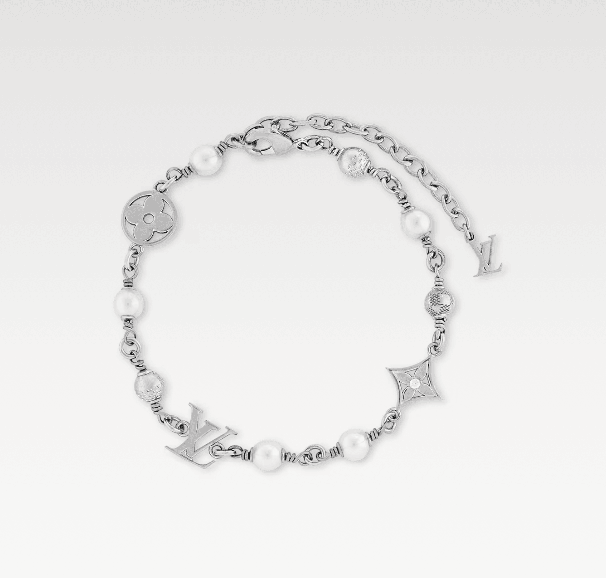 LV. Silver Renk İnci Detaylı Bileklik