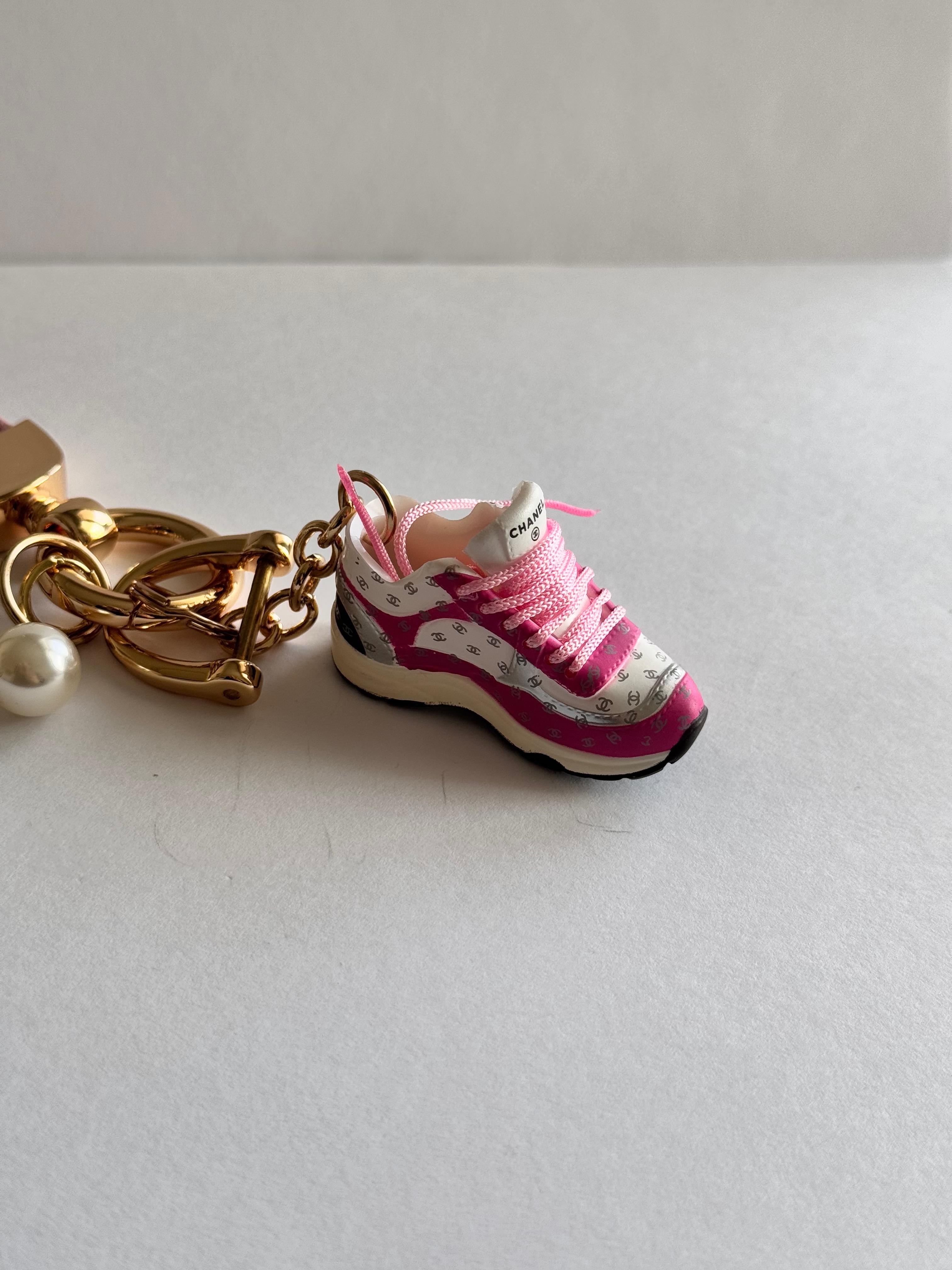 Chnl. Pembe NO:2 Bag Charm