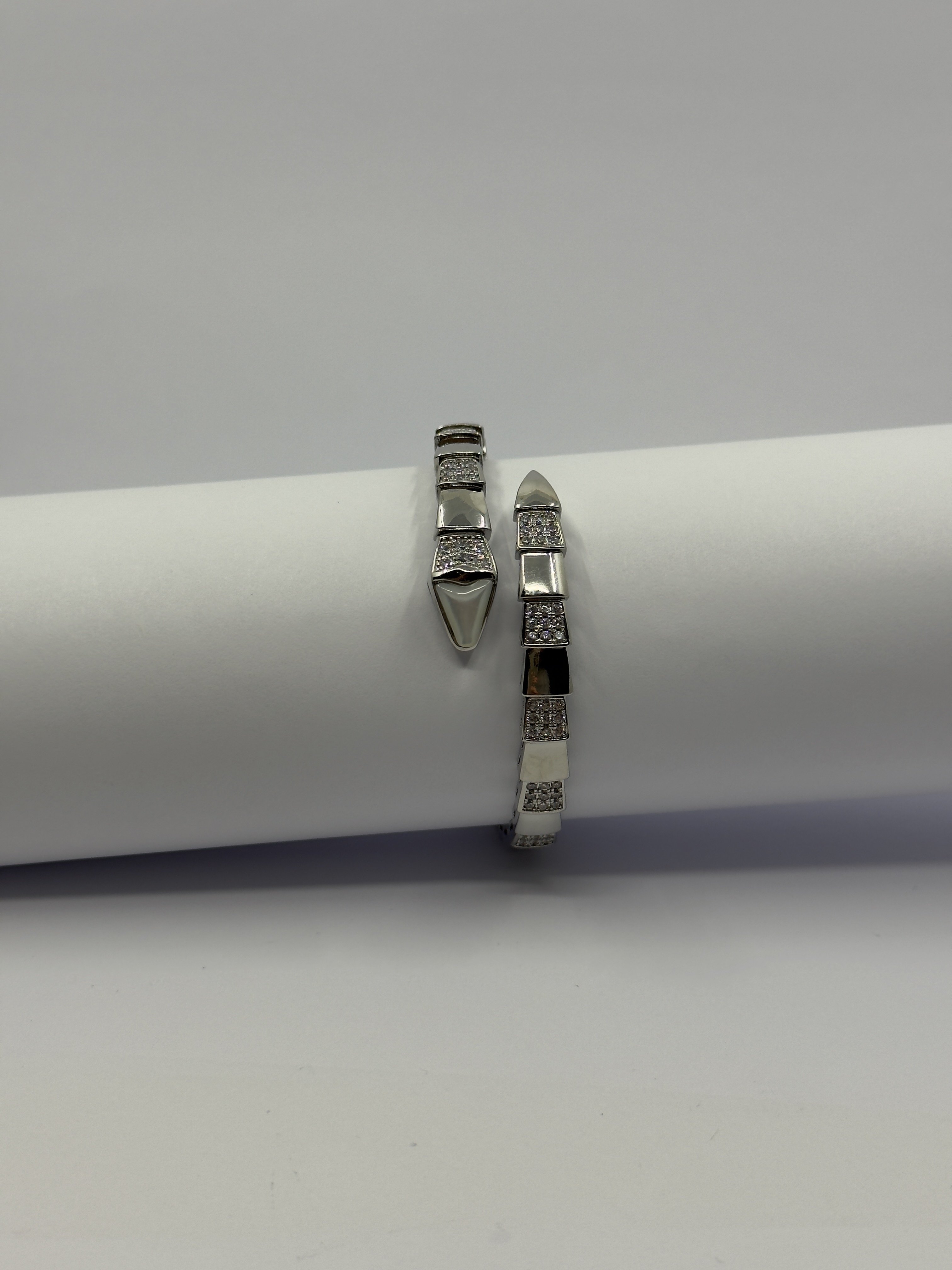 Ara Taşlı Ucu Sedefli Silver Serpenti Bileklik