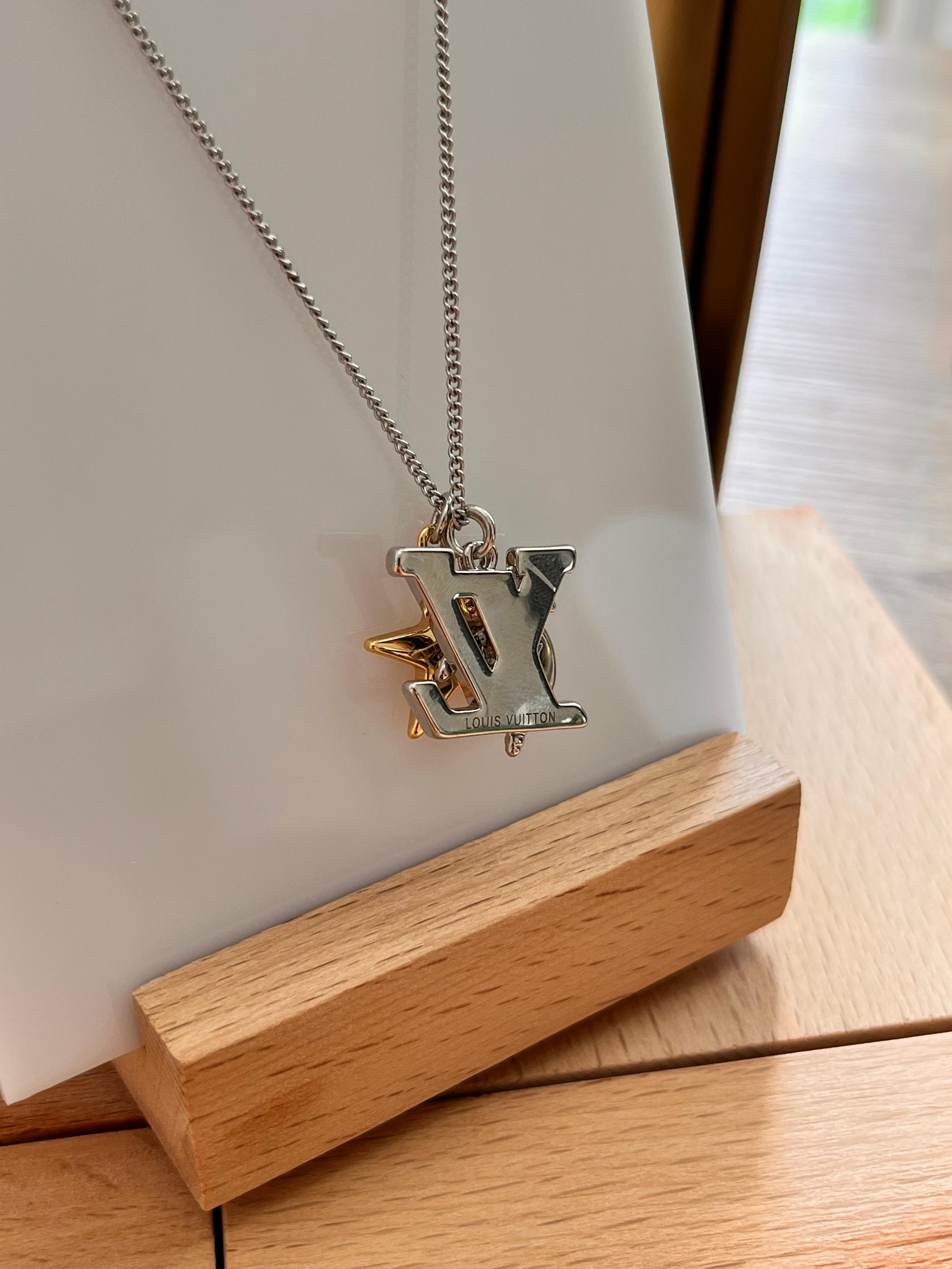 YSL tılsım kolye