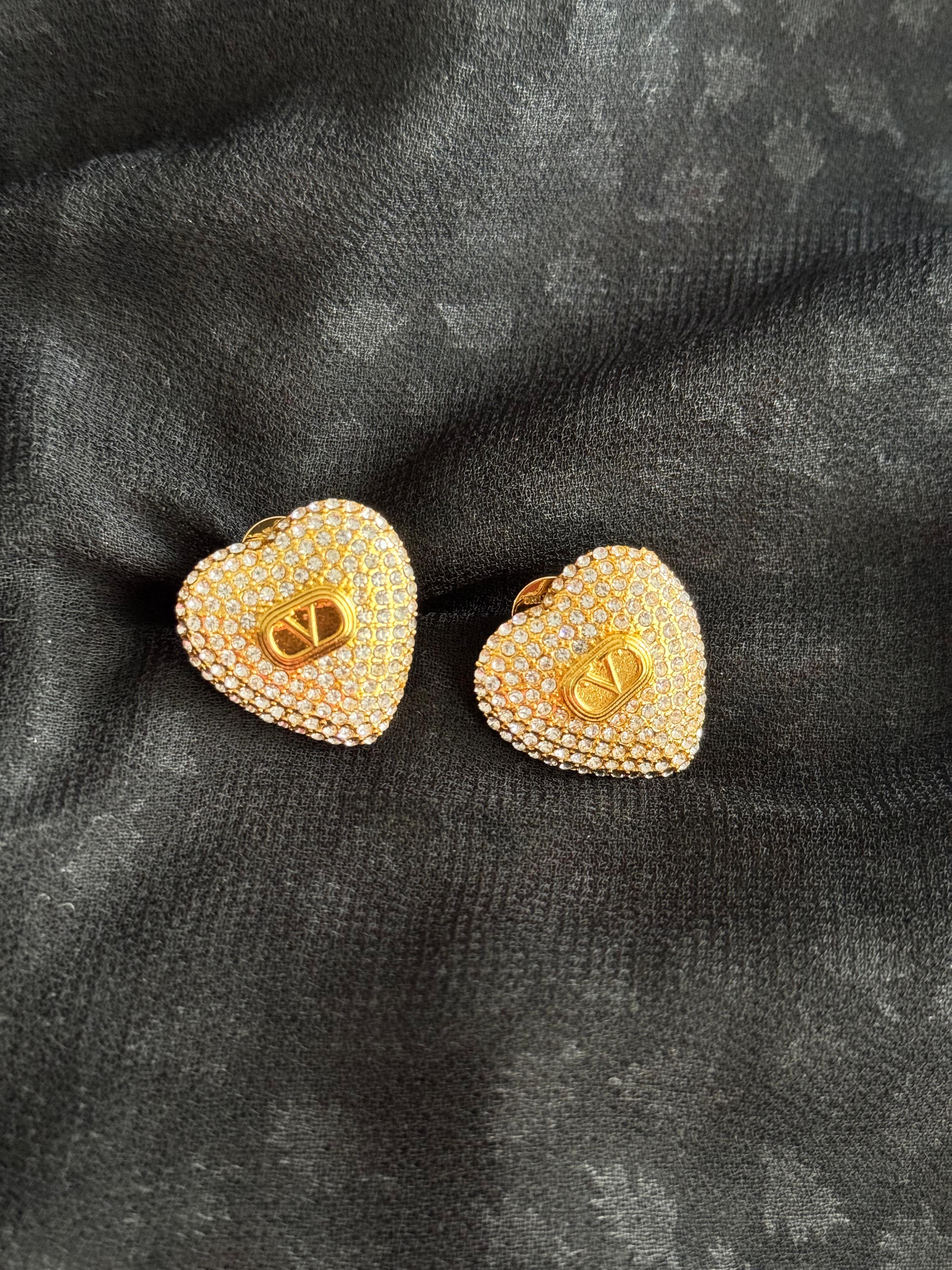 Valent. Gold Taşlı Kalp Küpe