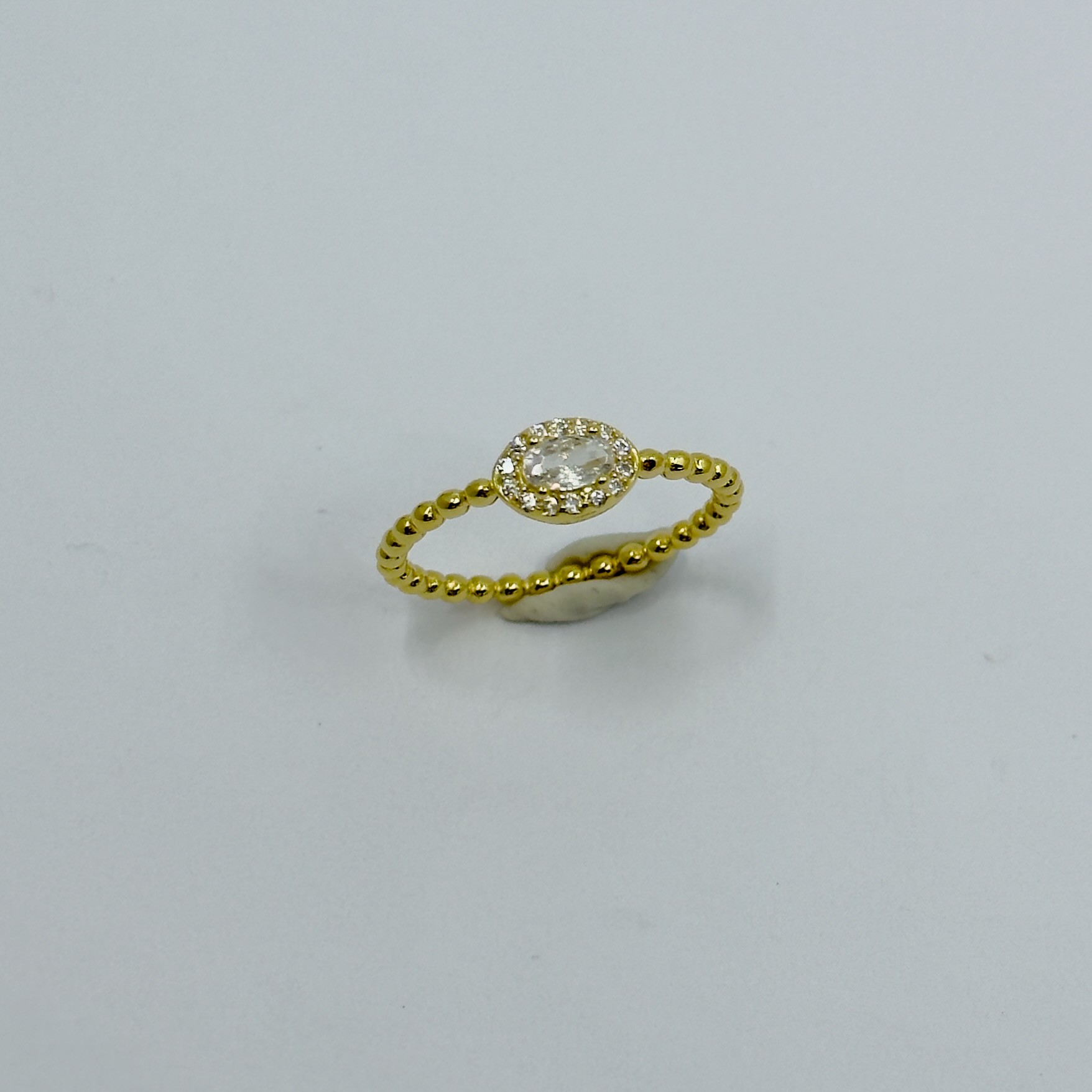 Lunette Oval Taşlı Boncuk Form Yüzük