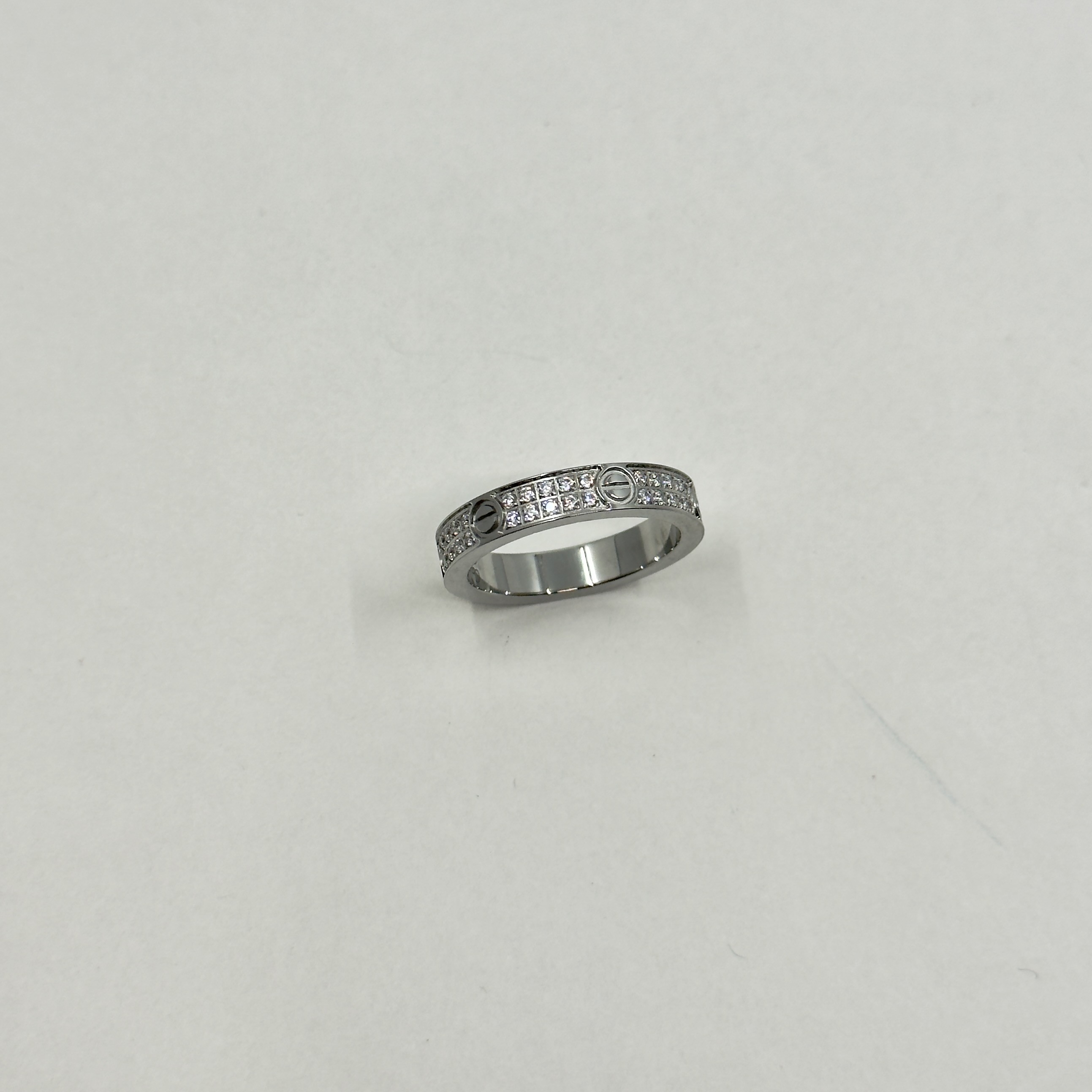 Crt. Silver Taşlı Mini Love Yüzük