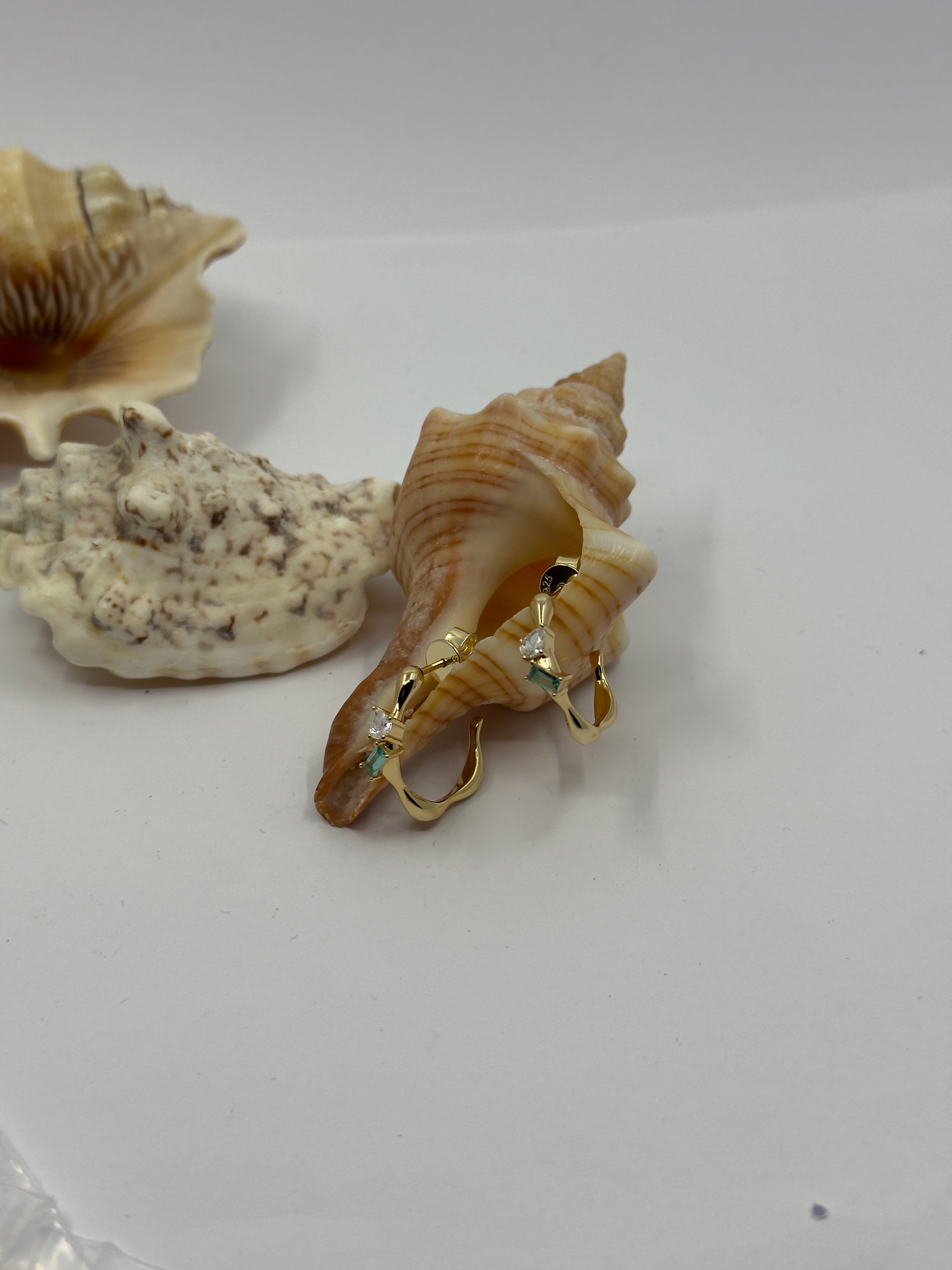 Aqua Işık Gold Küpe