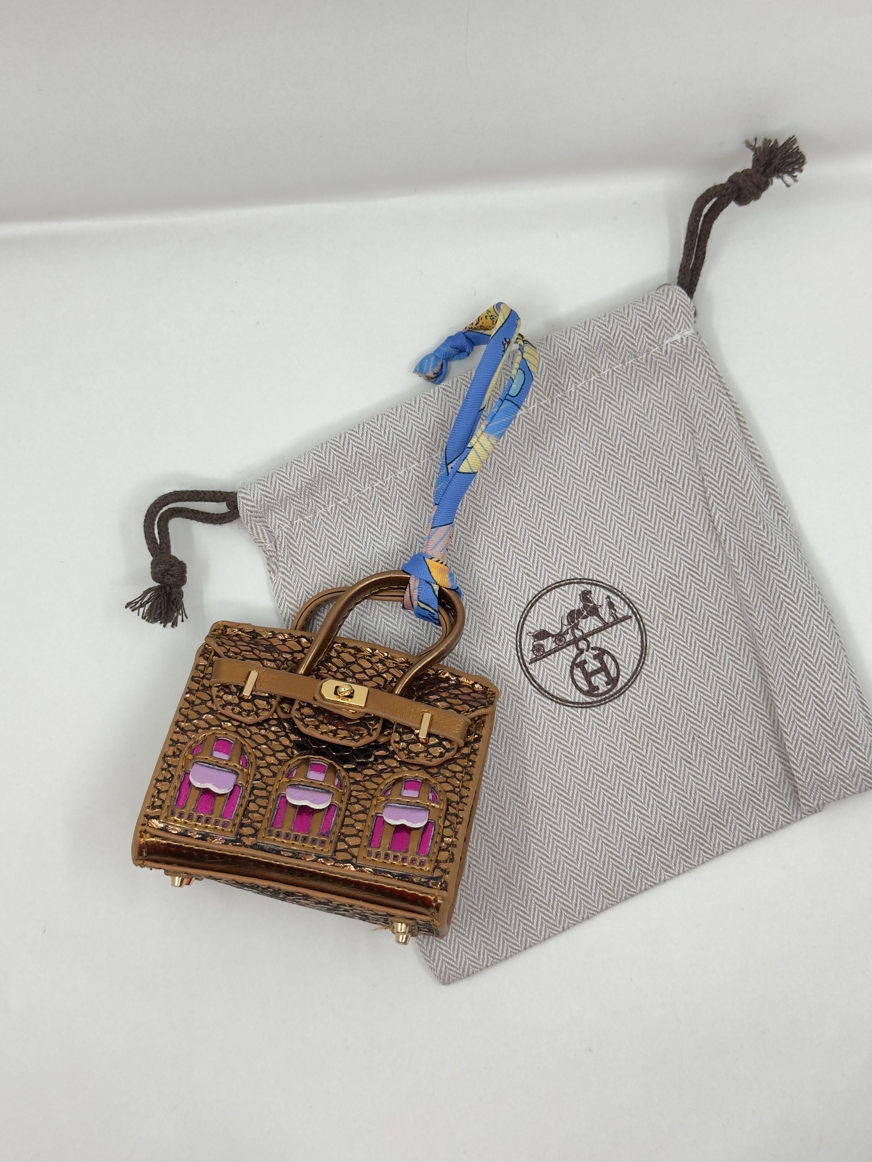 Hrms. Balık Pulu Kahve Birkin Bag Charm