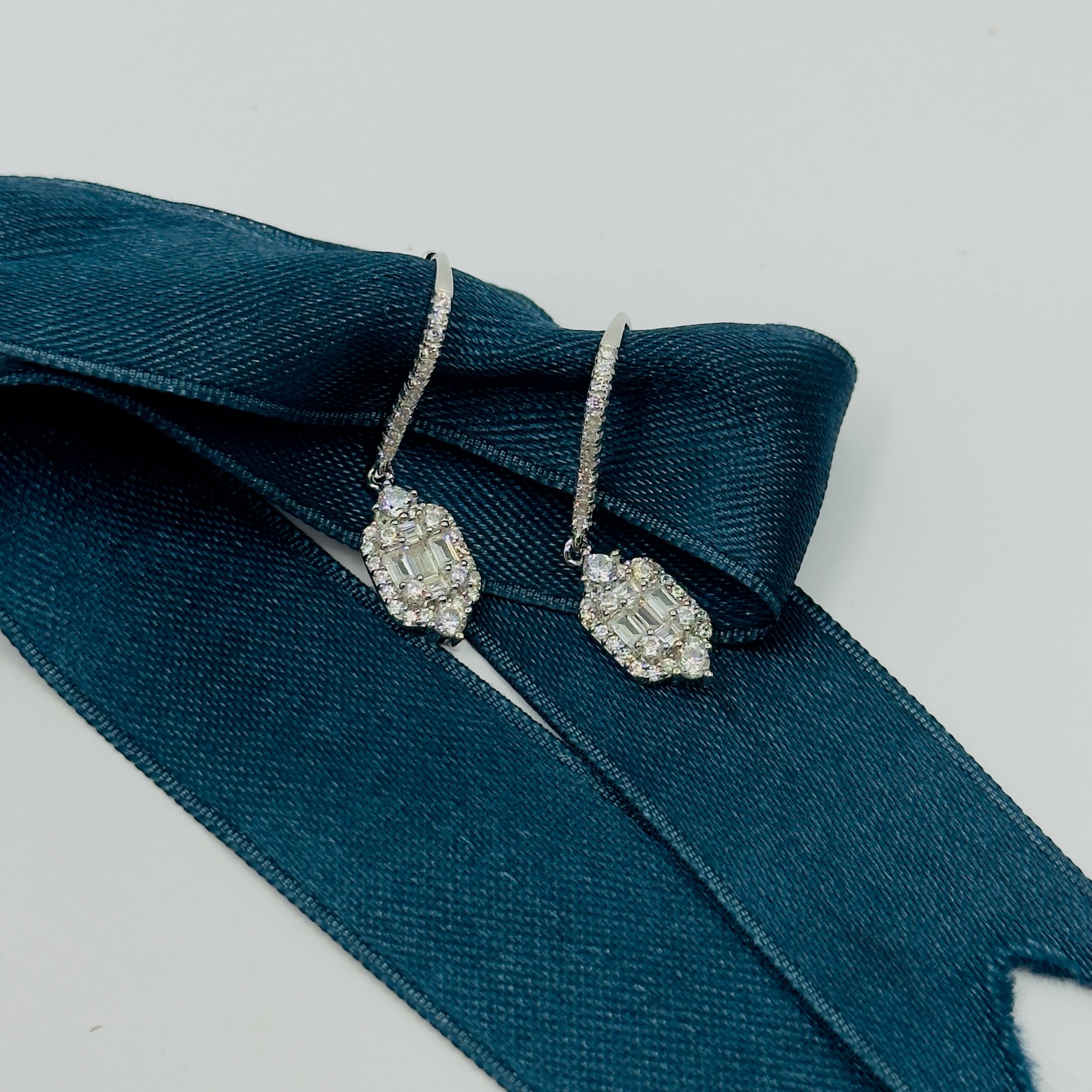 Diamond Cascade Küpe
