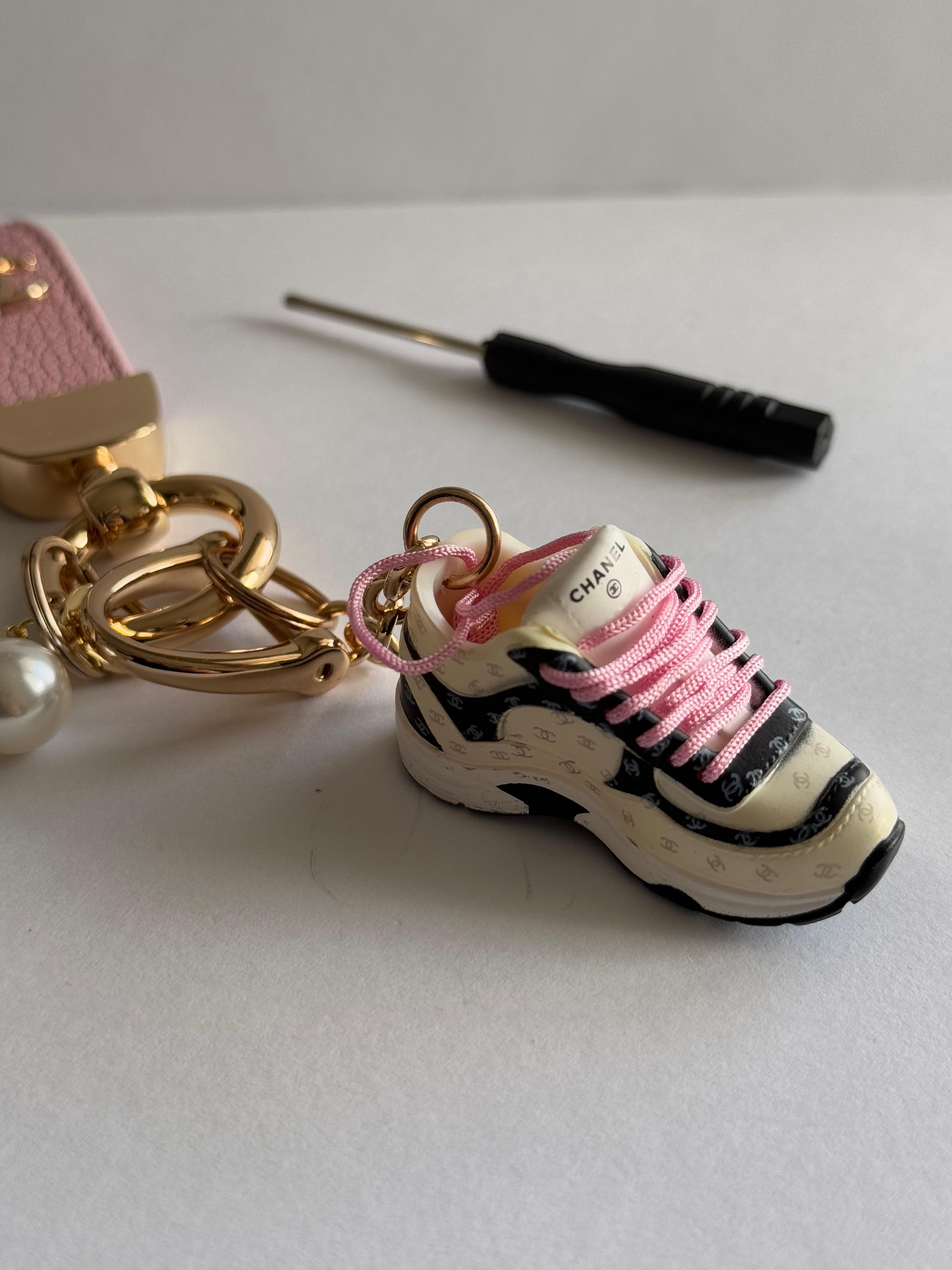 Chnl. Pembe No:1 Bag Charm