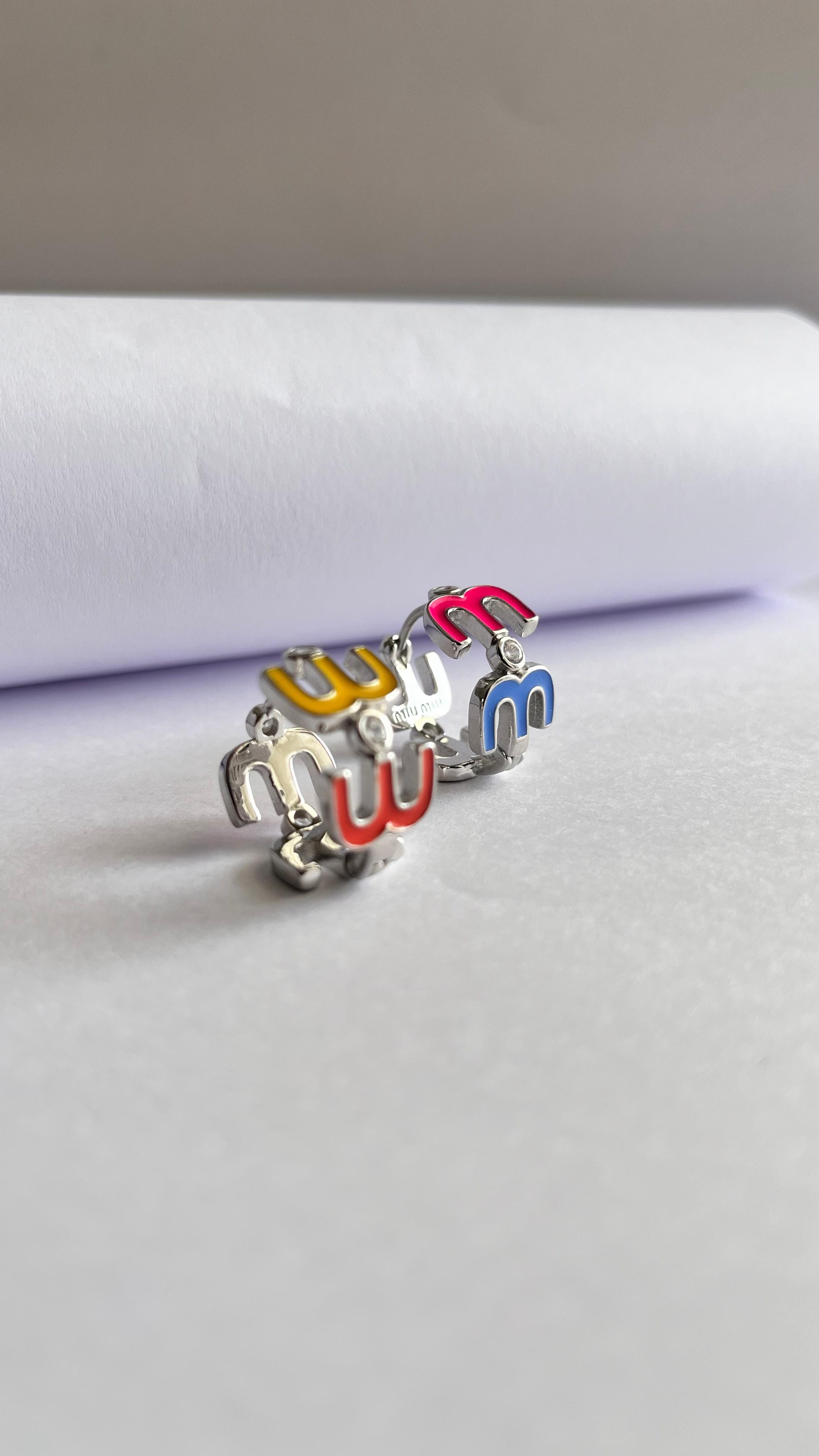 Miu. Silver Halka Renkli Küpe