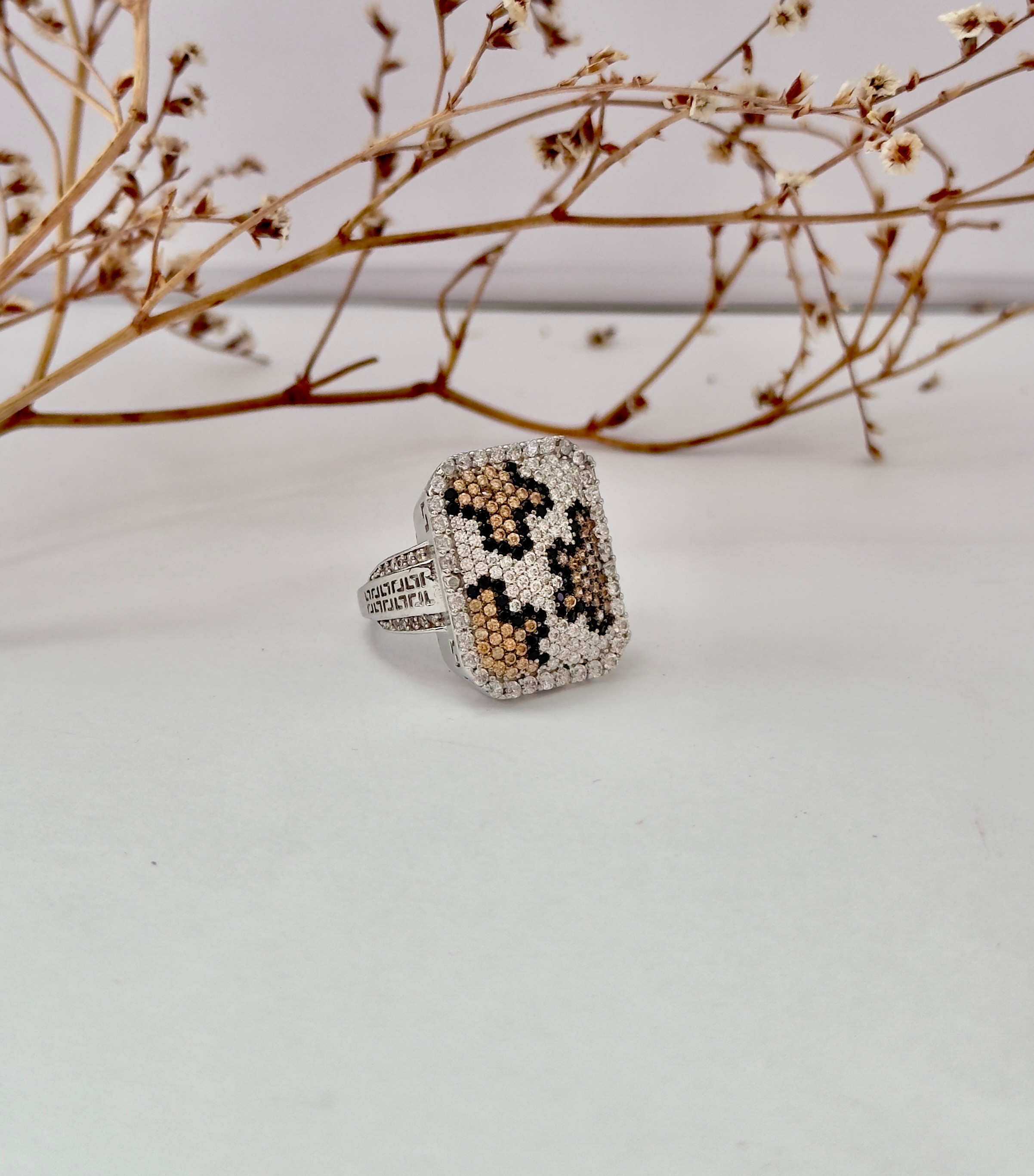 Nebula. Leopard Glow Yüzük