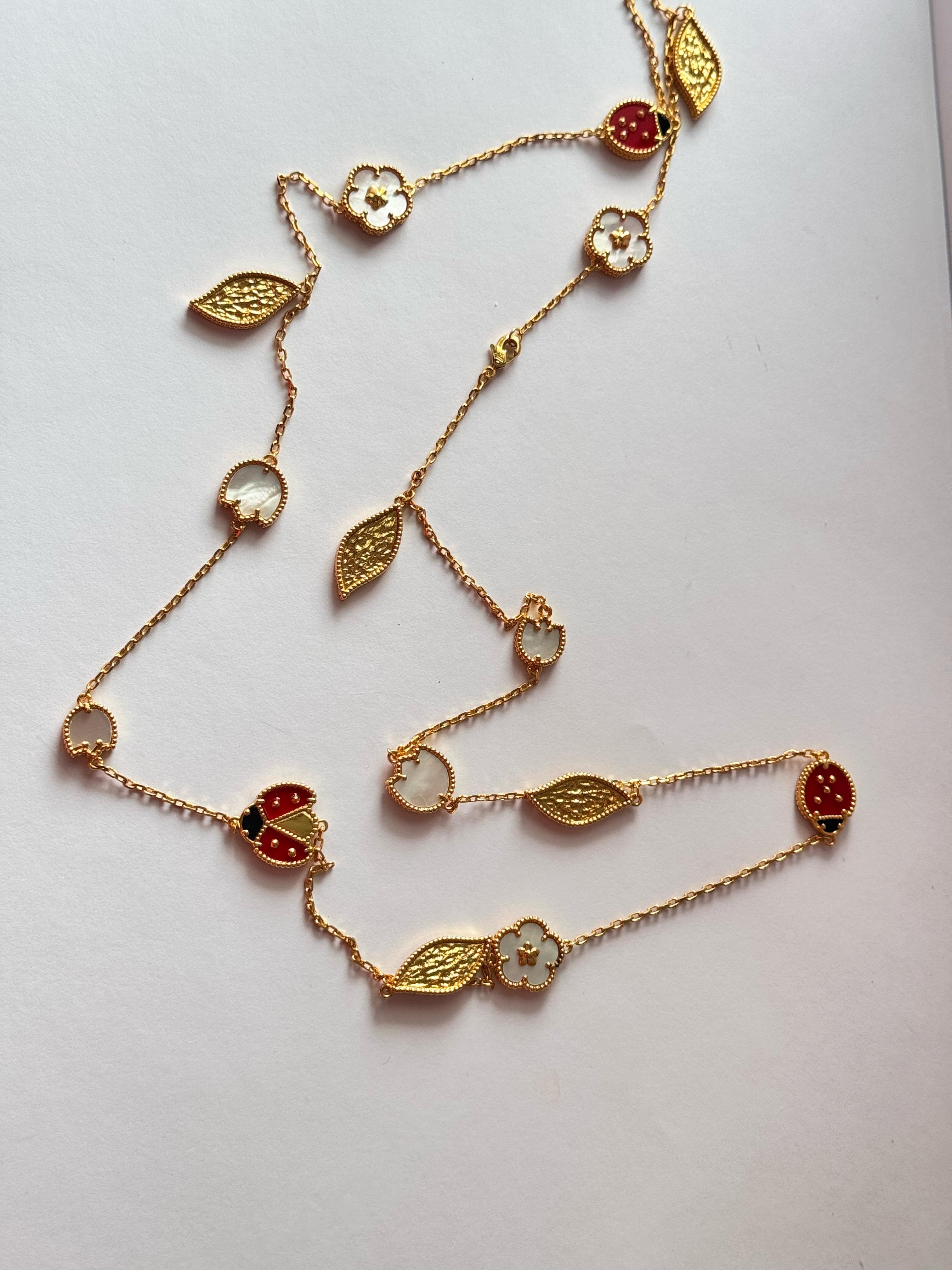 VCA. Lucky Spring Gold Kolye