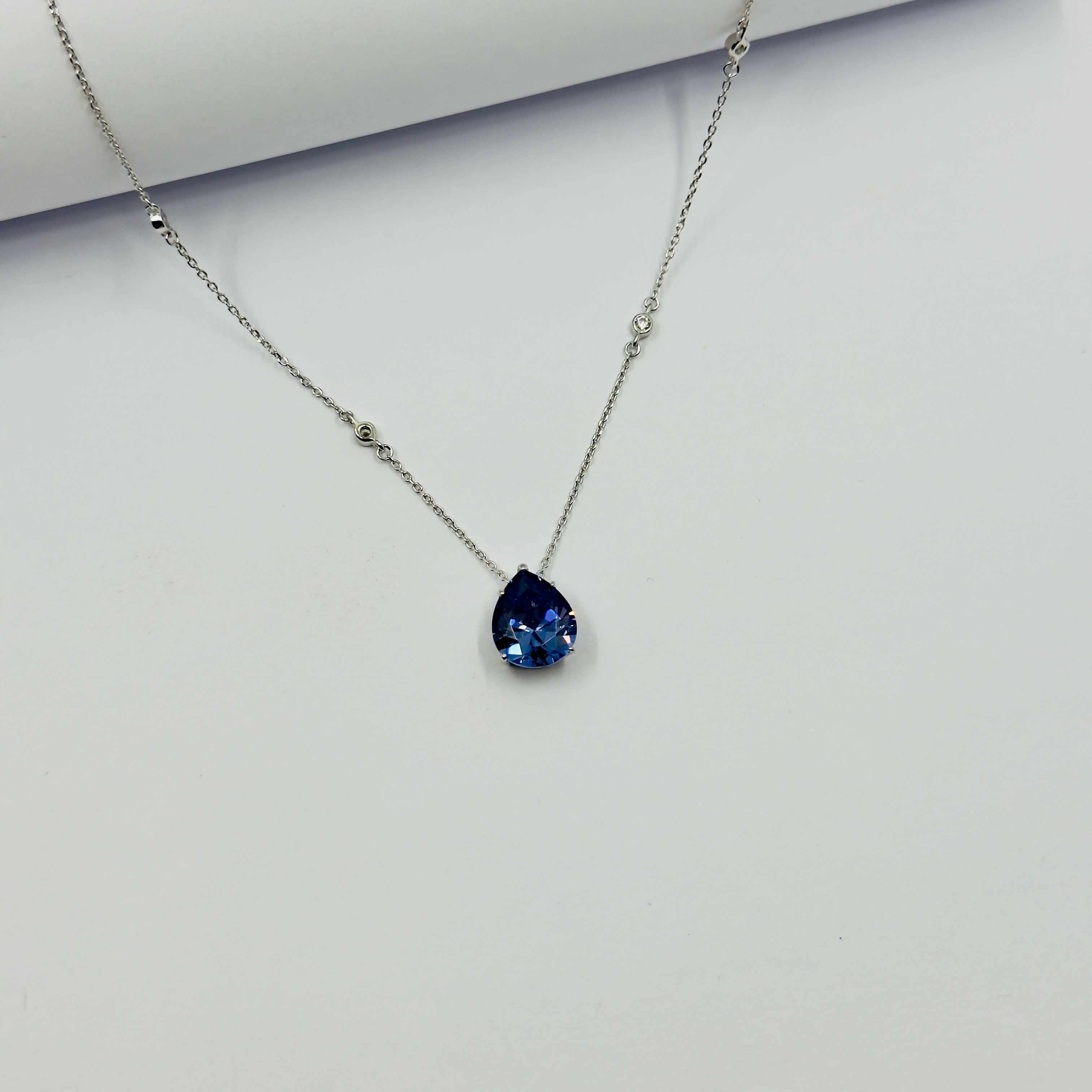 Sapphire Drop Gümüş Kolye