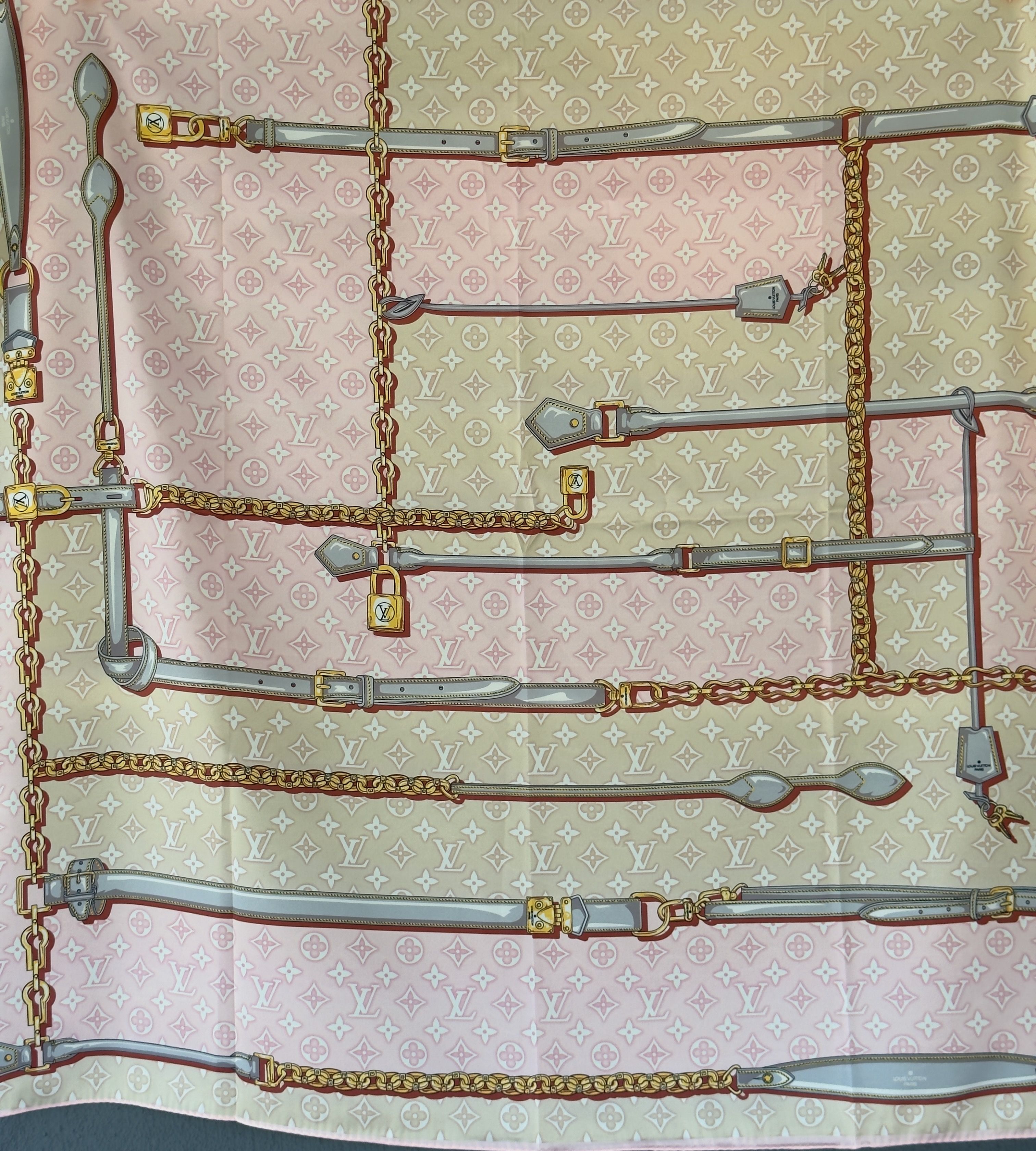 Monogram Belt & Chain Pastel İpek Şal