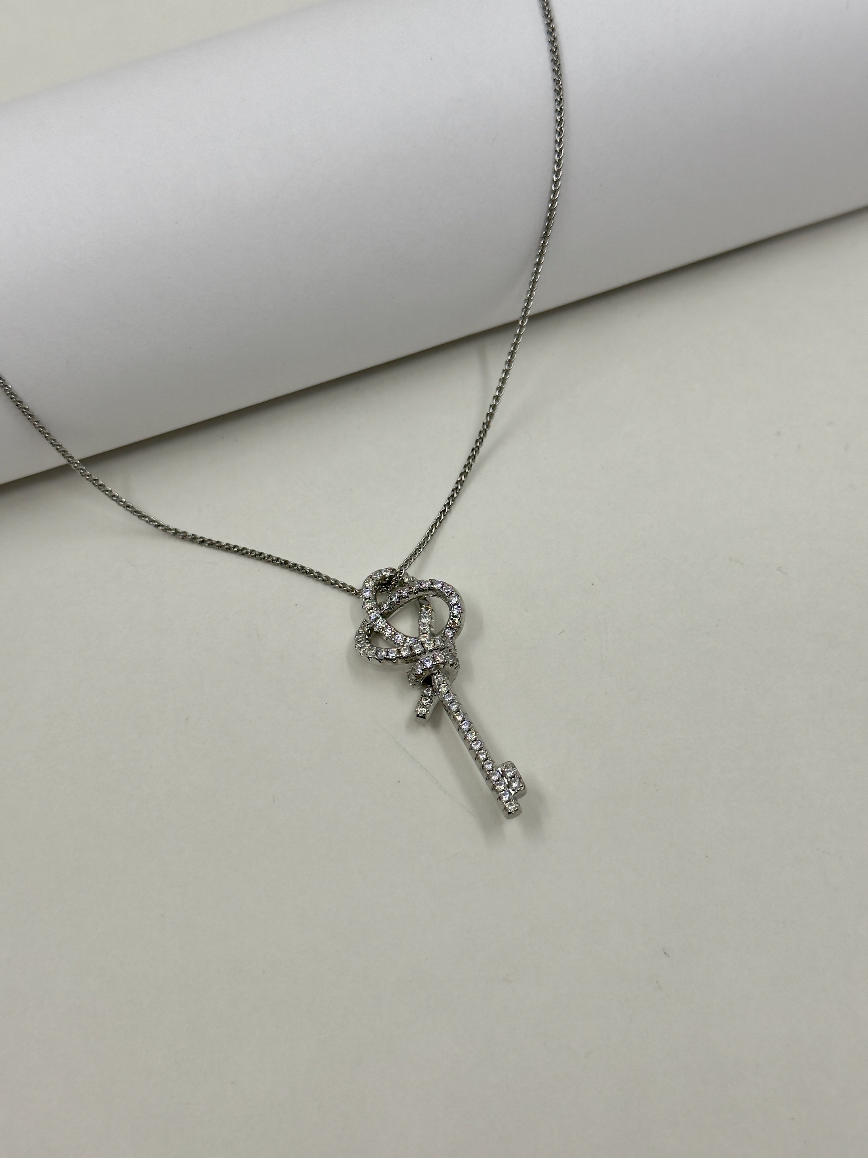 Tiff.Co. Silver Taşlı Key Kolye