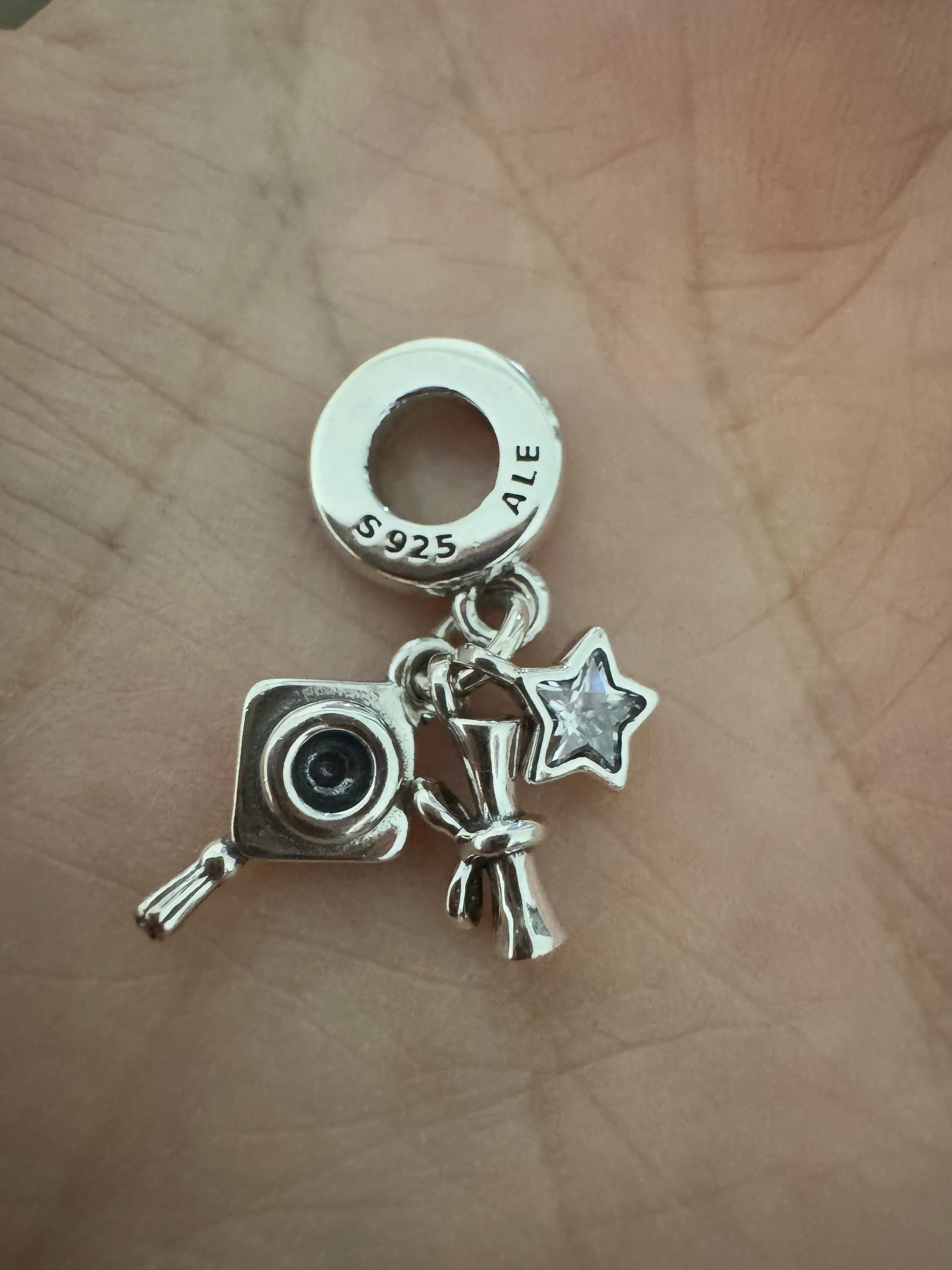 Diploma Kep ve Yıldız Charm