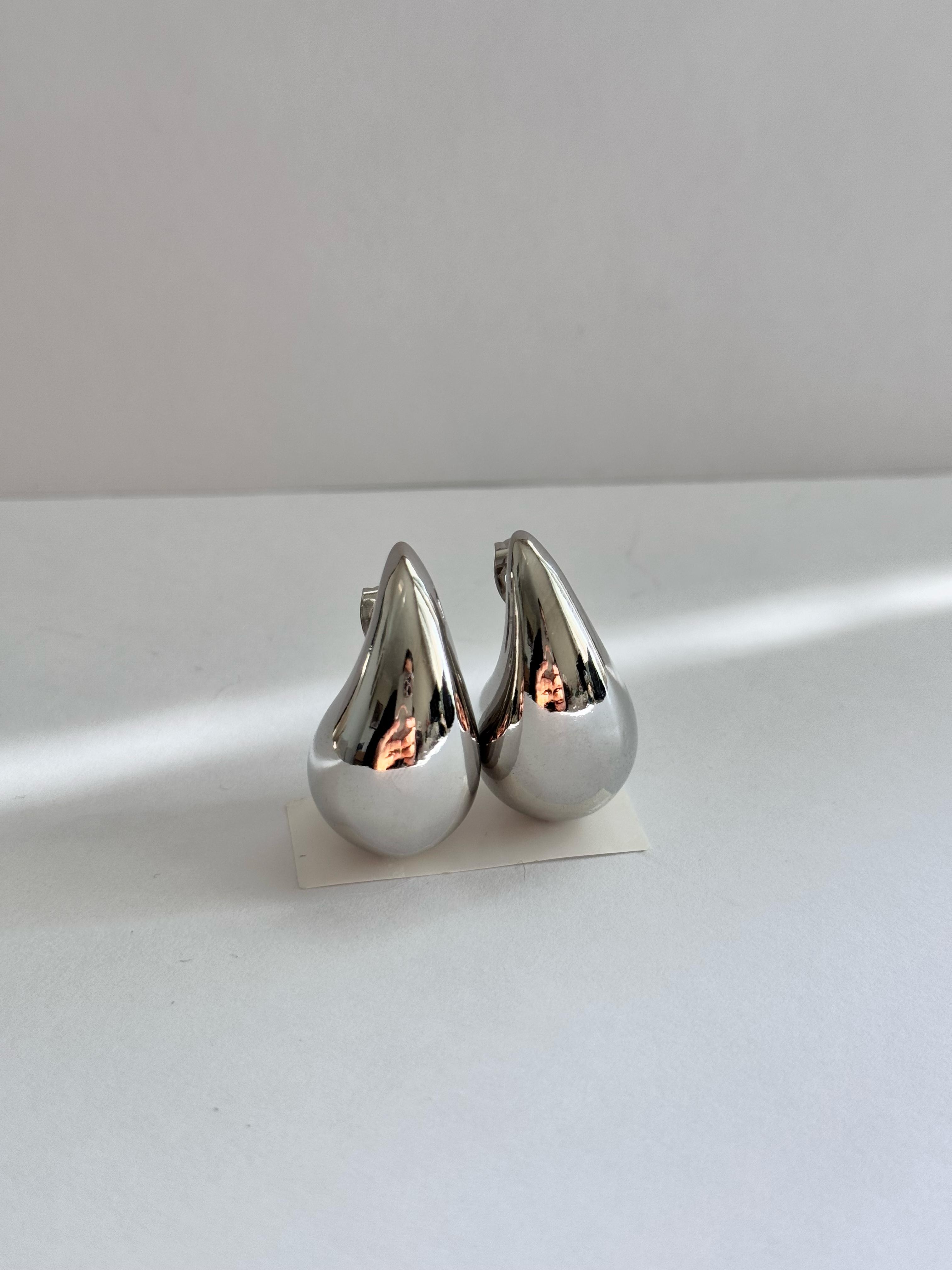 Botte. Silver Damla Küpe