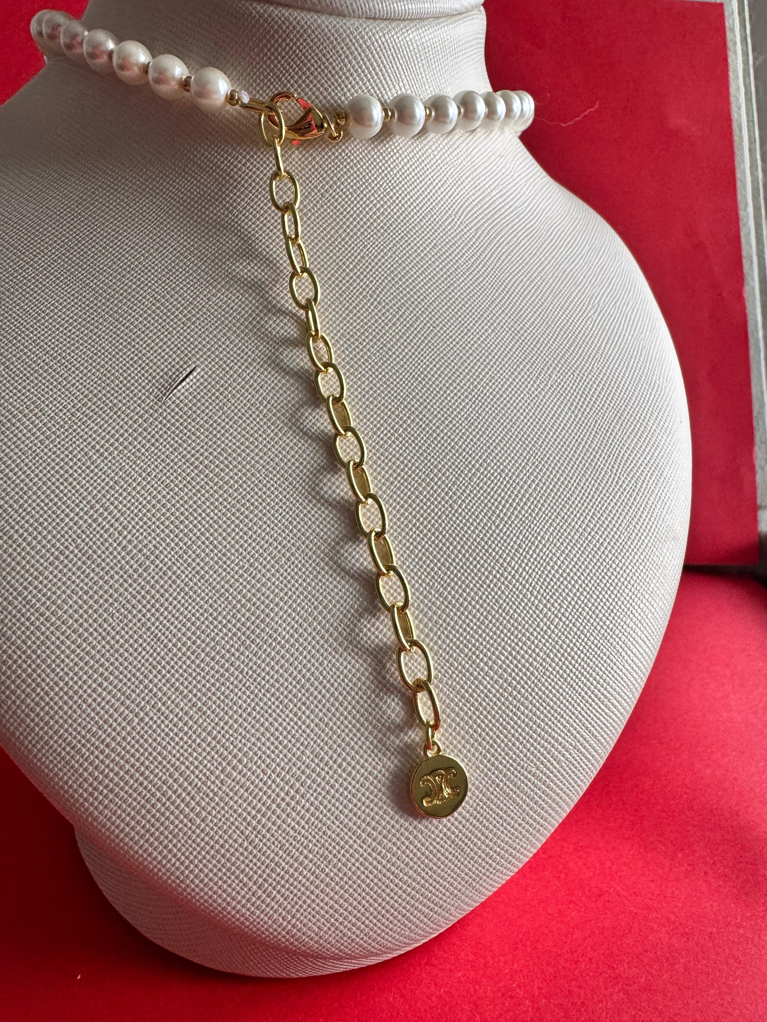 Clne. Gold Logo İnci Kolye