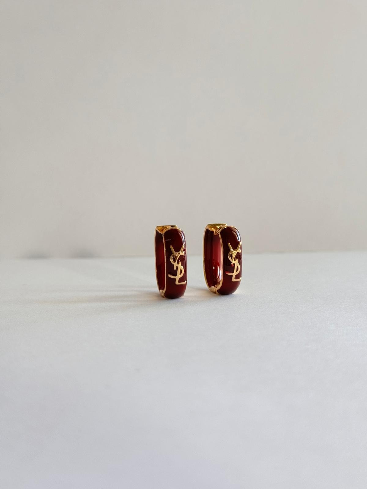 YSL. Bordo Küpe